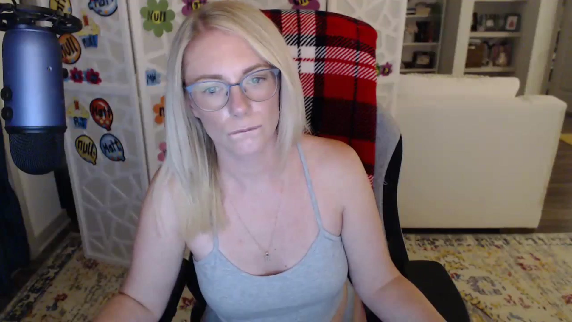 Gallery image thumbnail from TeecakeAvery's myfreecams stream on, 06/13/2023, 03:06 image 20 of 20