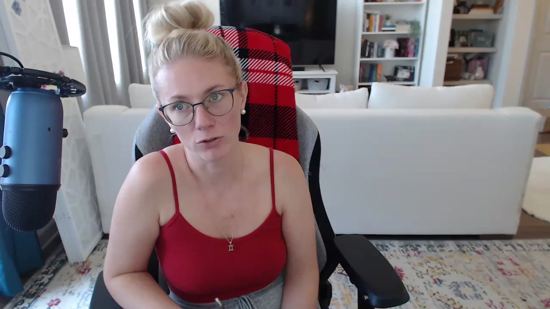 Gallery image thumbnail from TeecakeAvery's myfreecams stream on, 06/25/2023, 20:11 image 14 of 20