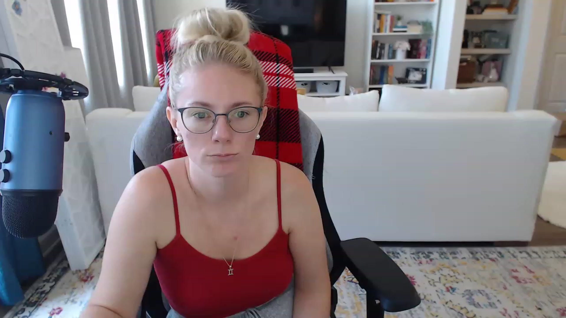 Gallery image thumbnail from TeecakeAvery's myfreecams stream on, 06/25/2023, 20:11 image 17 of 20
