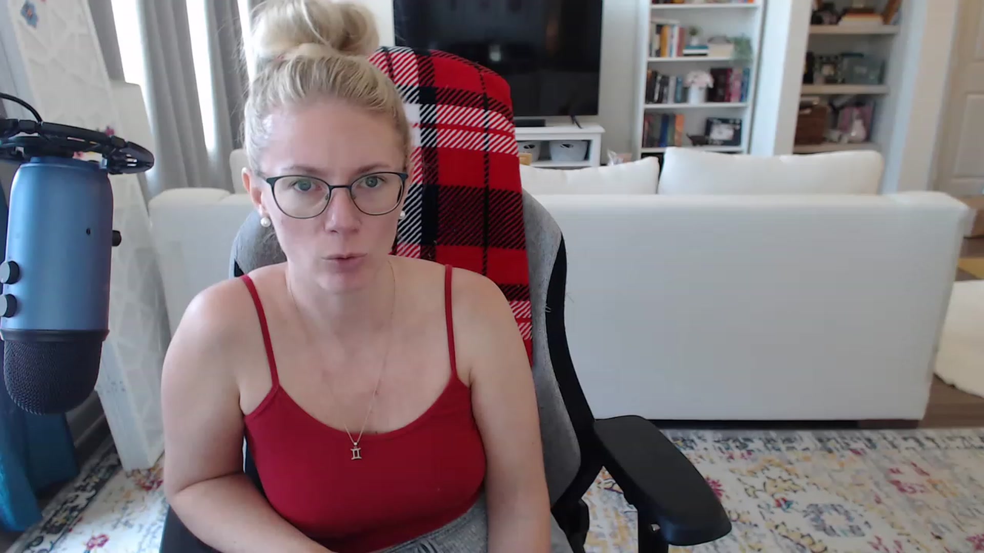 Gallery image thumbnail from TeecakeAvery's myfreecams stream on, 06/25/2023, 20:11 image 13 of 20