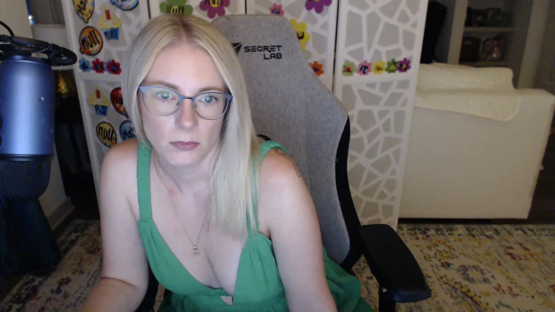 Gallery image thumbnail from TeecakeAvery's myfreecams stream on, 07/01/2023, 02:09 image 14 of 20