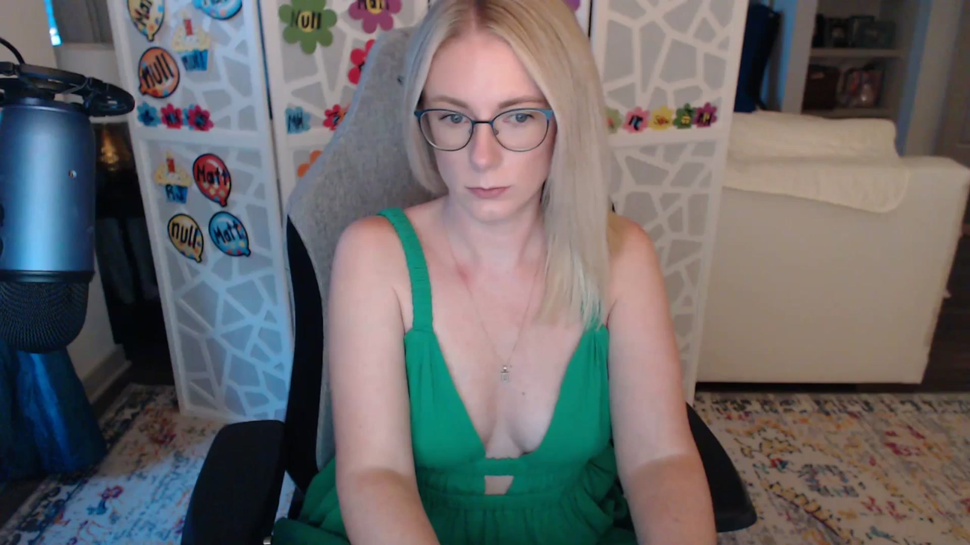 Gallery image thumbnail from TeecakeAvery's myfreecams stream on, 07/01/2023, 02:09 image 1 of 20