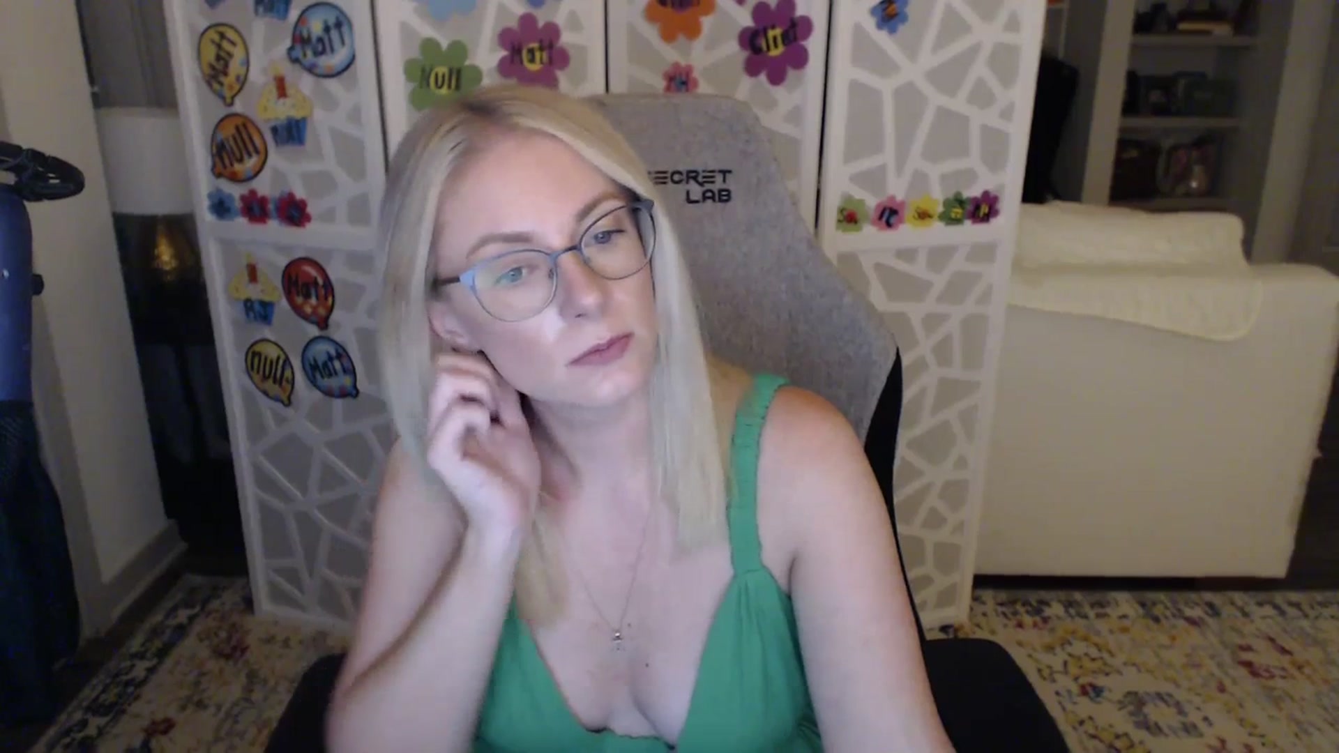 Gallery image thumbnail from TeecakeAvery's myfreecams stream on, 07/01/2023, 03:55 image 2 of 20
