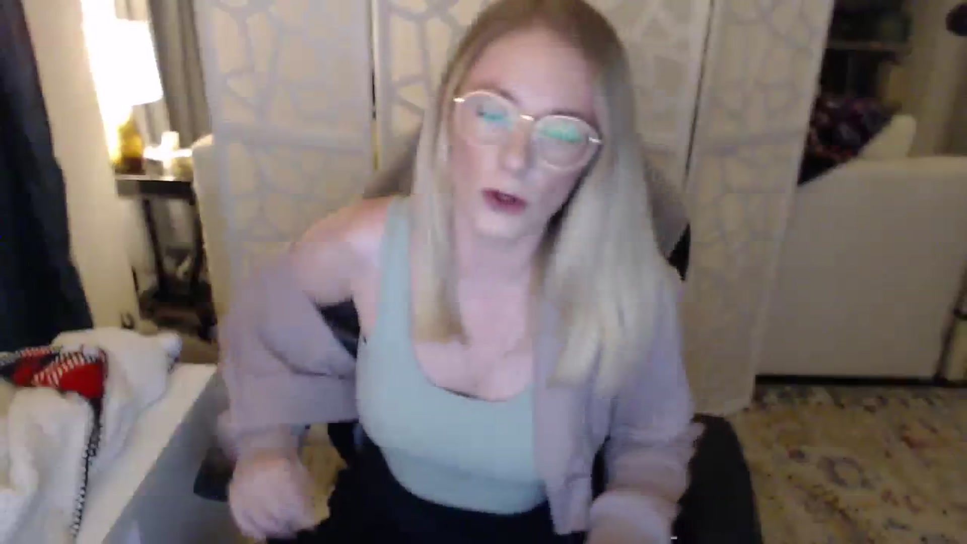 Gallery image thumbnail from Teecaketv's myfreecams stream on, 04/09/2024, 02:41 image 6 of 20