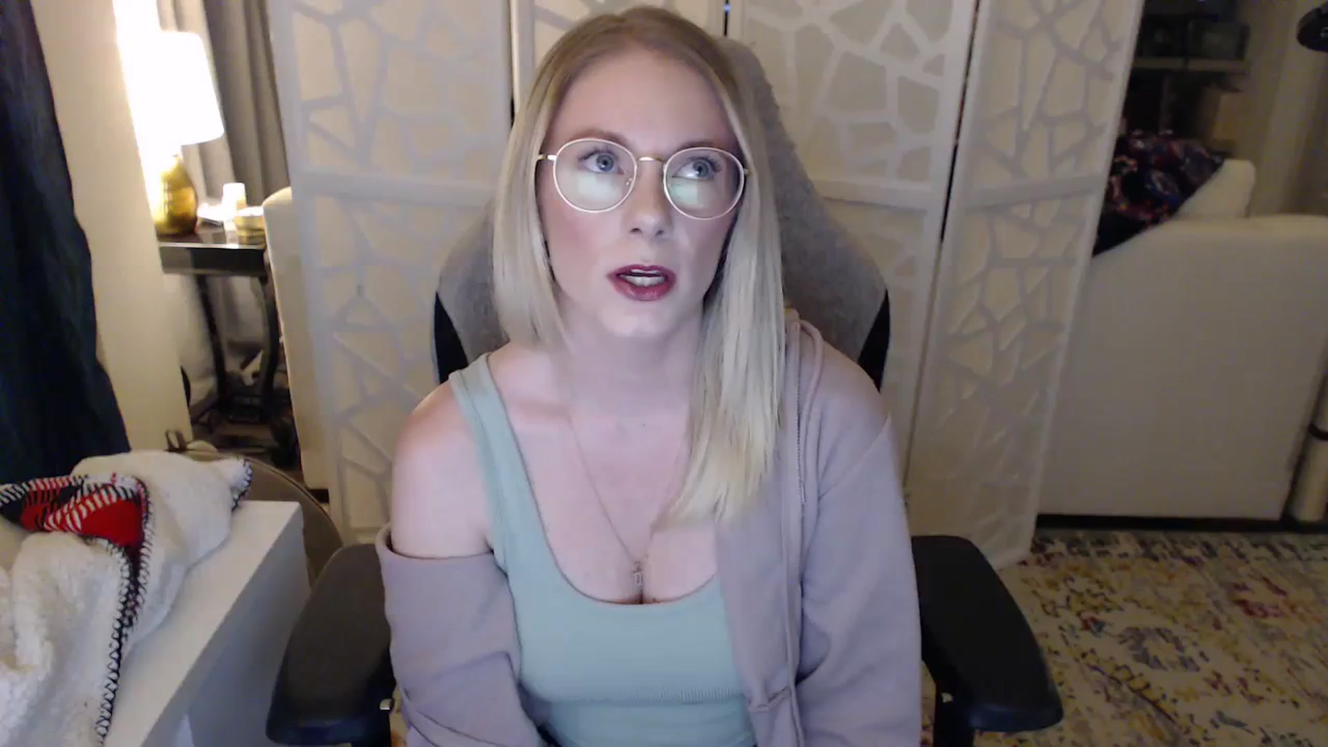 Gallery image thumbnail from Teecaketv's myfreecams stream on, 04/09/2024, 02:41 image 1 of 20