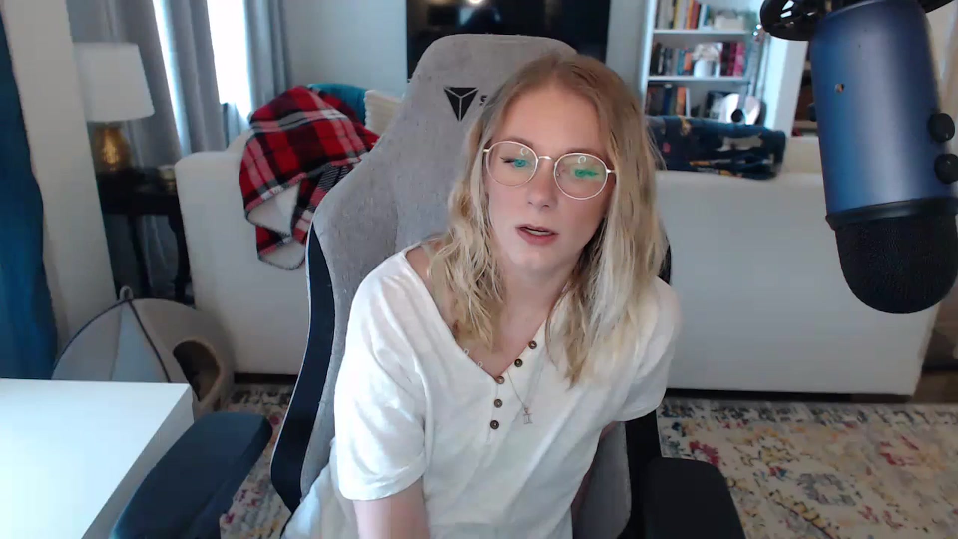 Gallery image thumbnail from Teecaketv's myfreecams stream on, 05/14/2024, 24:03 image 2 of 20