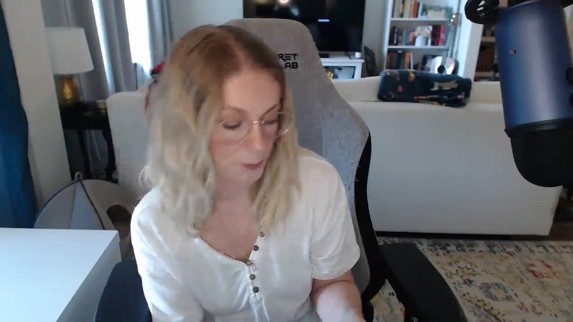 Gallery image thumbnail from Teecaketv's myfreecams stream on, 05/14/2024, 24:03 image 5 of 20