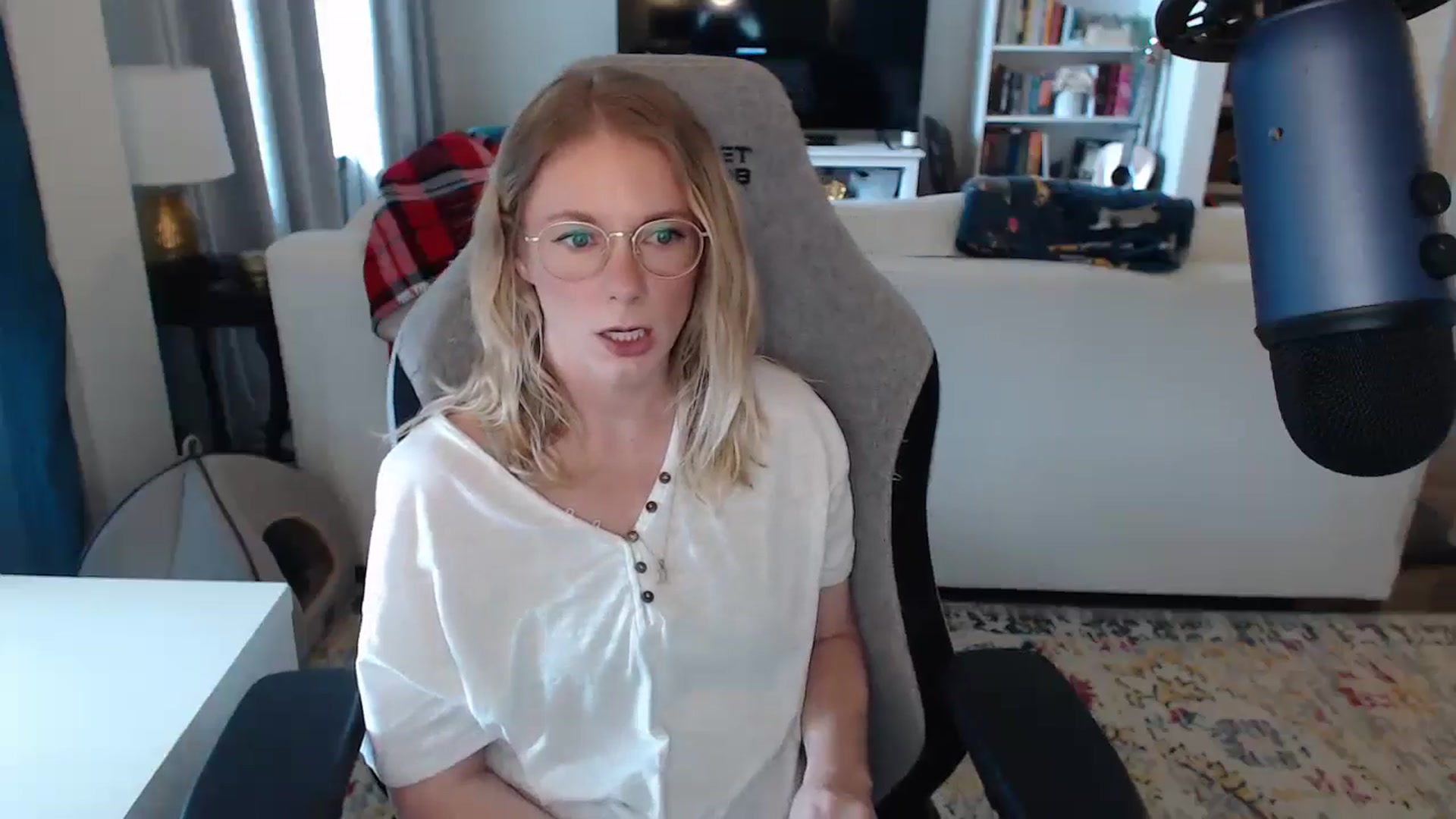 Gallery image thumbnail from Teecaketv's myfreecams stream on, 05/14/2024, 24:03 image 3 of 20
