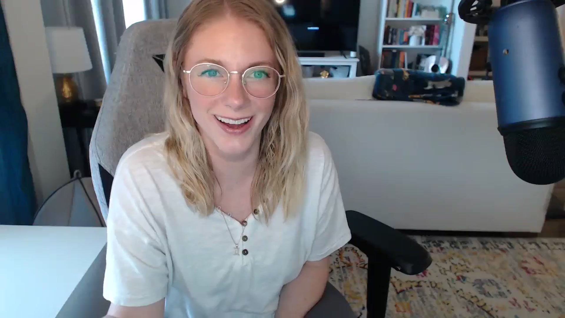 Gallery image thumbnail from Teecaketv's myfreecams stream on, 05/14/2024, 24:03 image 8 of 20