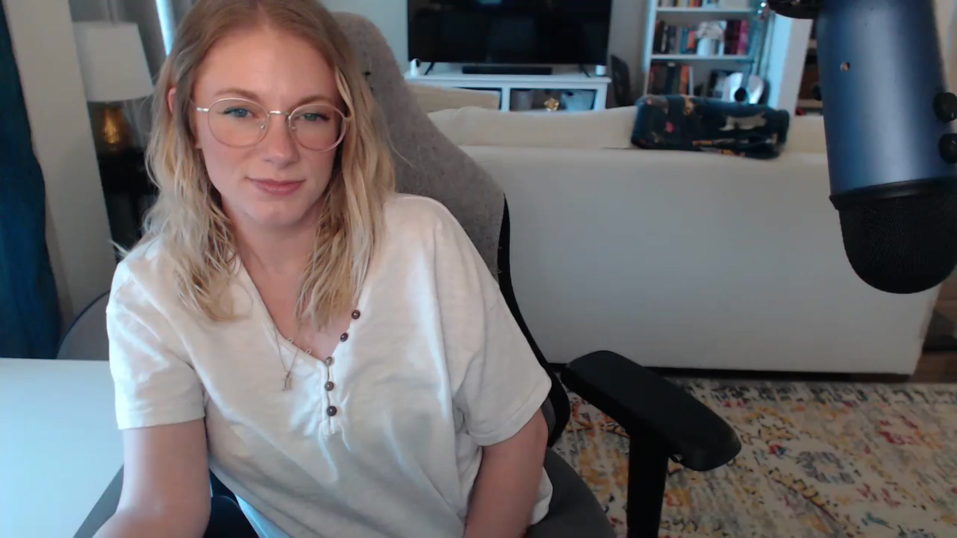 Gallery image thumbnail from Teecaketv's myfreecams stream on, 05/14/2024, 02:00 image 5 of 20