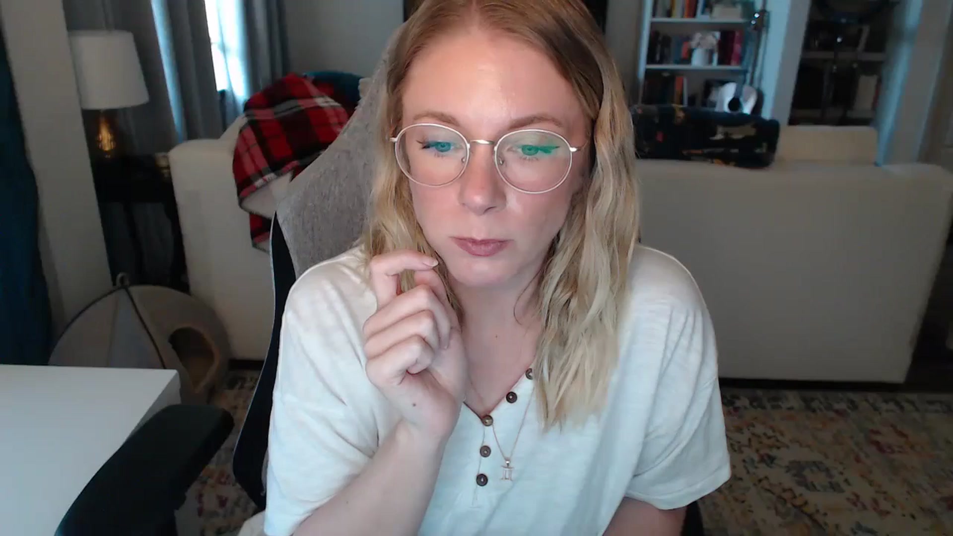 Gallery image thumbnail from Teecaketv's myfreecams stream on, 05/14/2024, 02:00 image 9 of 20