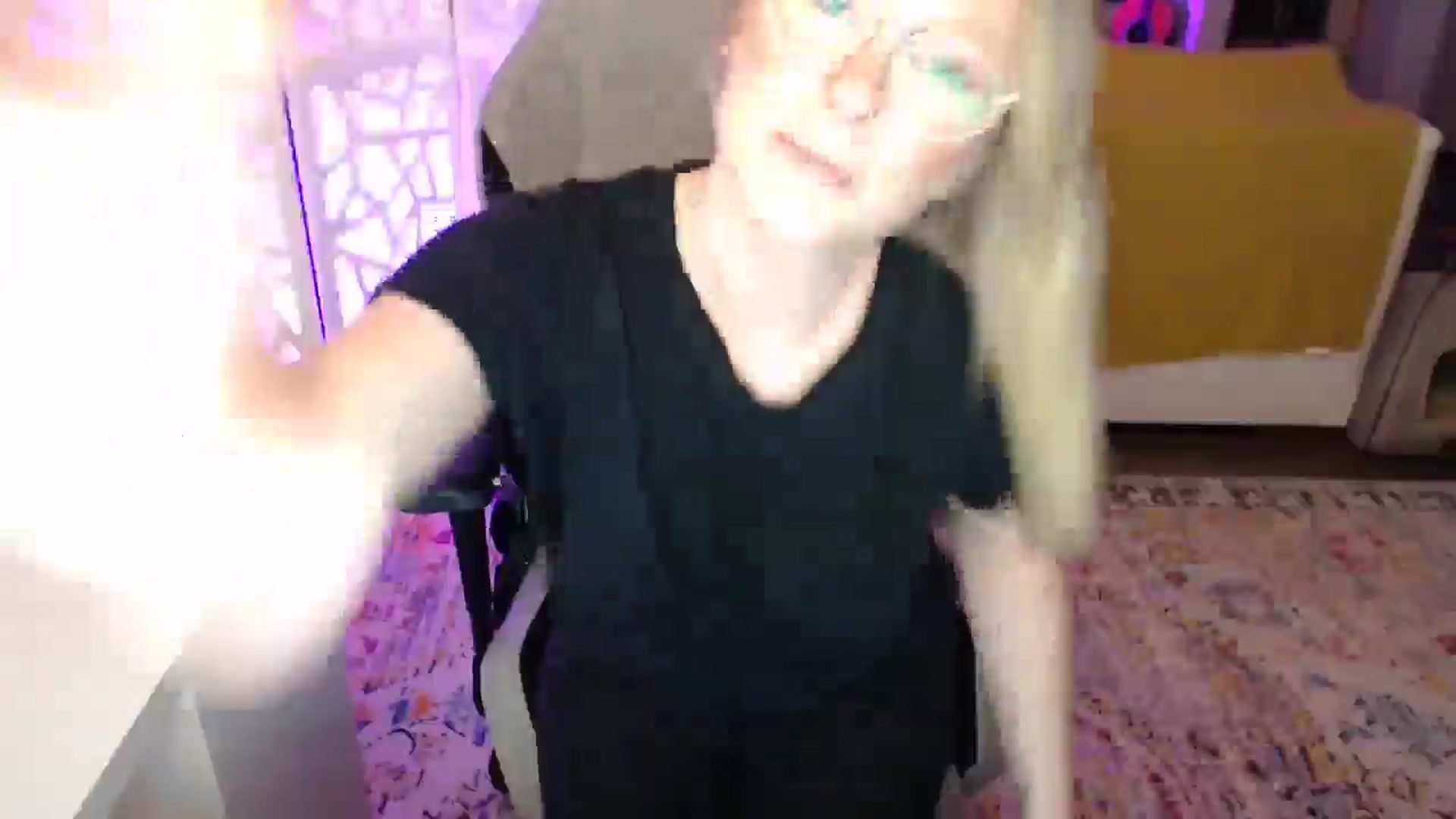 Gallery image thumbnail from Teecaketv's myfreecams stream on, 05/15/2024, 03:07 image 14 of 20