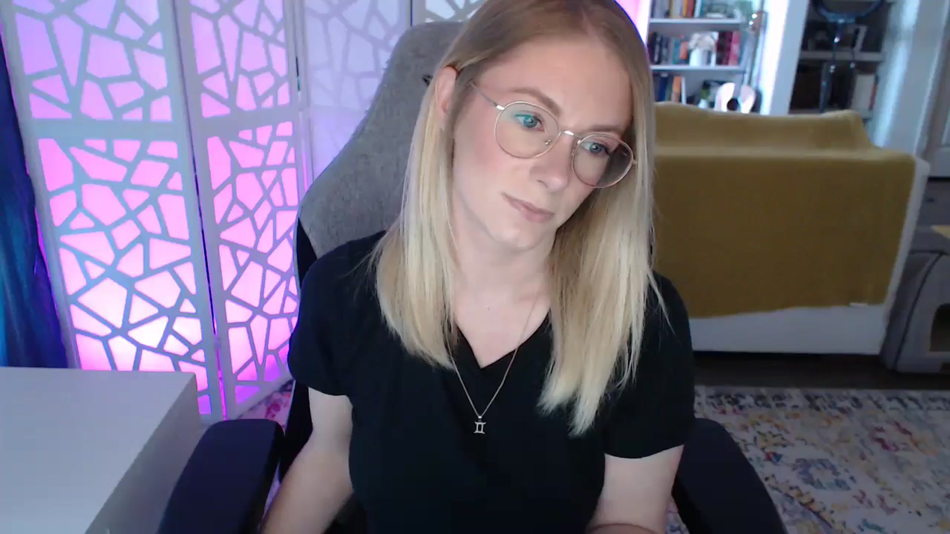 Gallery image thumbnail from Teecaketv's myfreecams stream on, 05/15/2024, 03:07 image 4 of 20