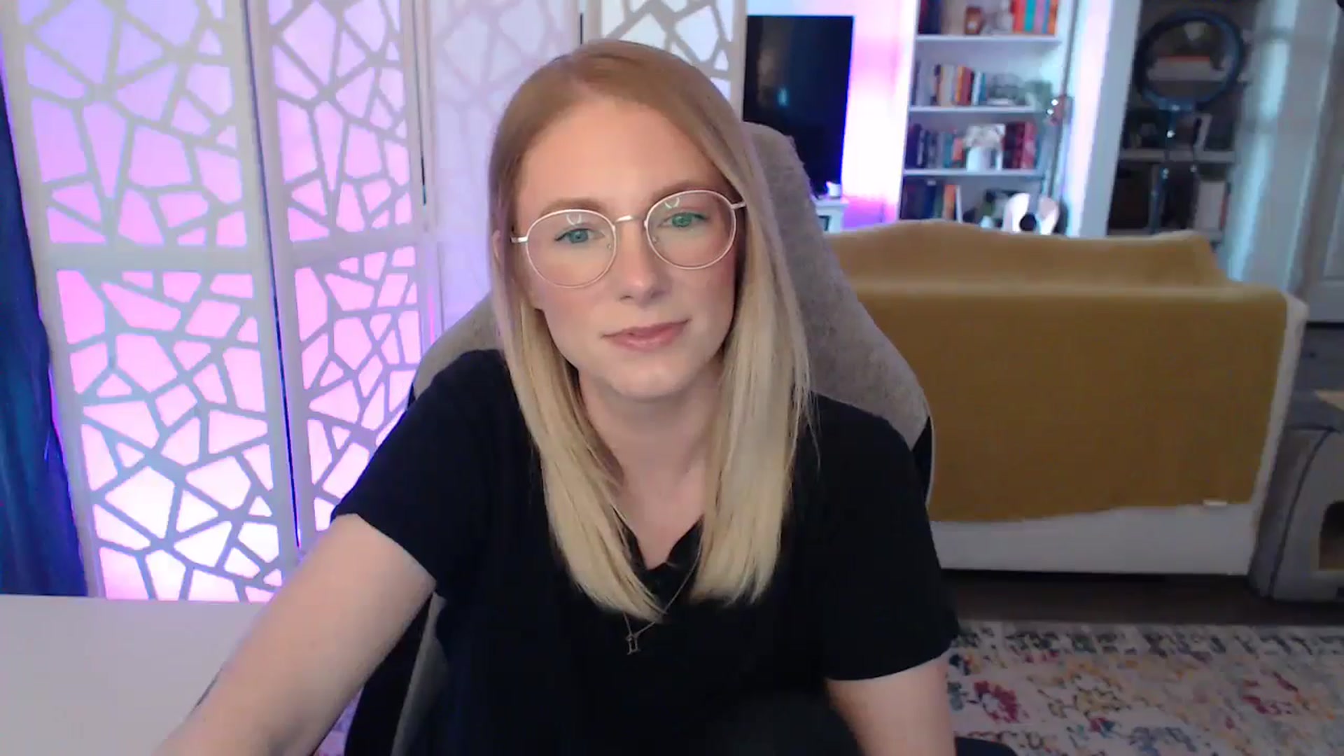 Gallery image thumbnail from Teecaketv's myfreecams stream on, 05/15/2024, 03:07 image 9 of 20