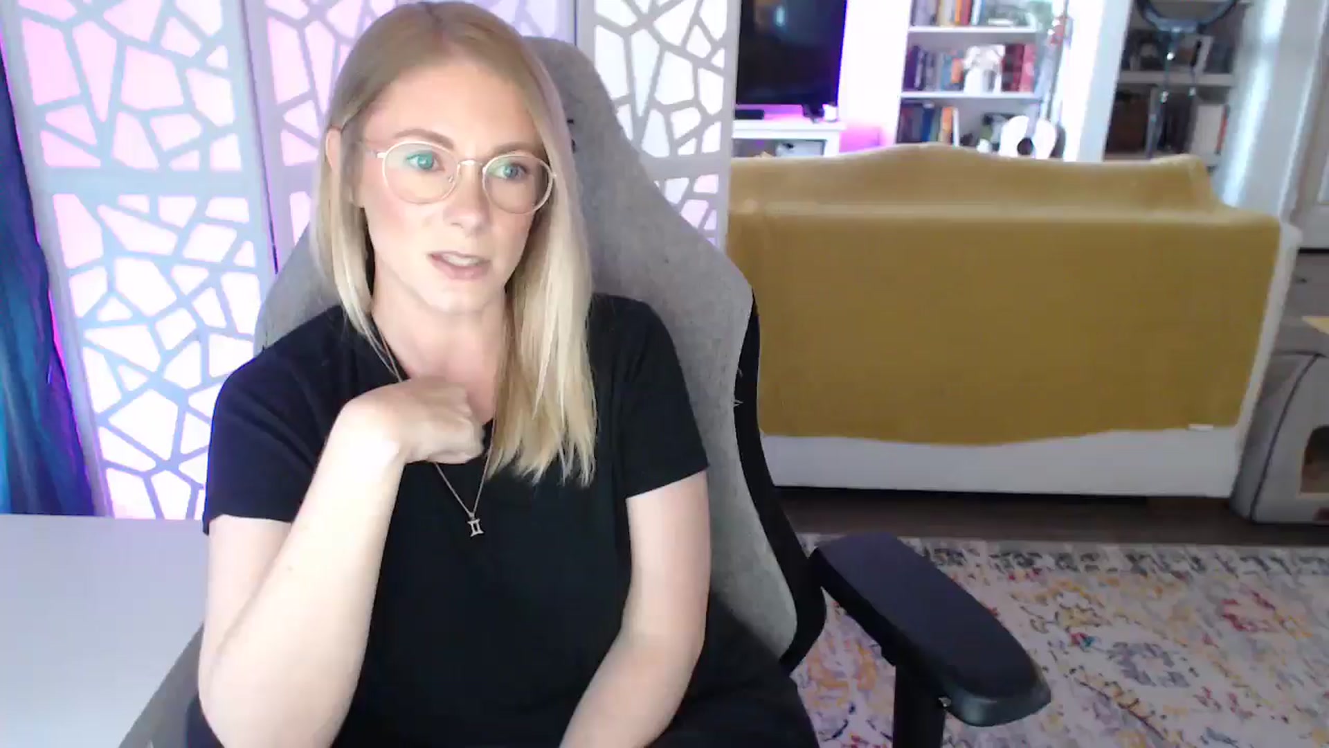 Gallery image thumbnail from Teecaketv's myfreecams stream on, 05/15/2024, 03:07 image 6 of 20