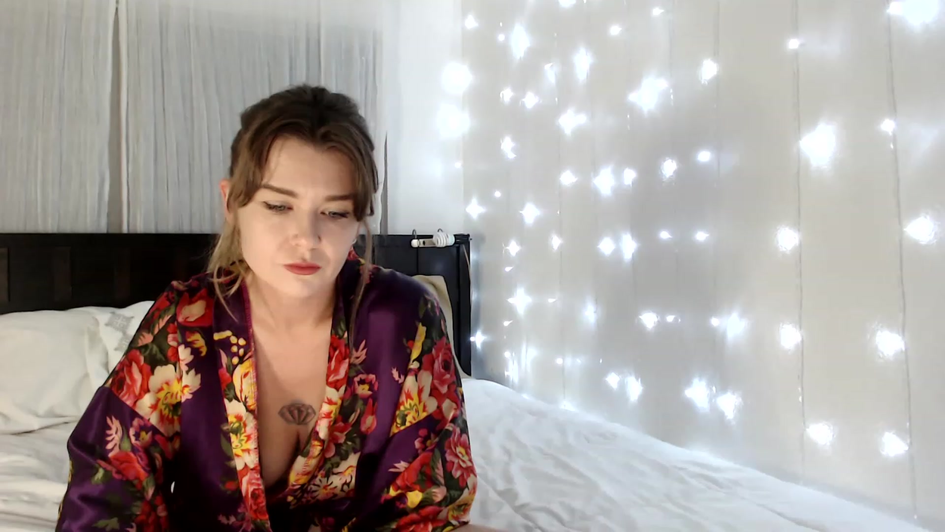 Gallery image thumbnail from Teegra_'s myfreecams stream on, 05/08/2023, 05:37 image 1 of 20