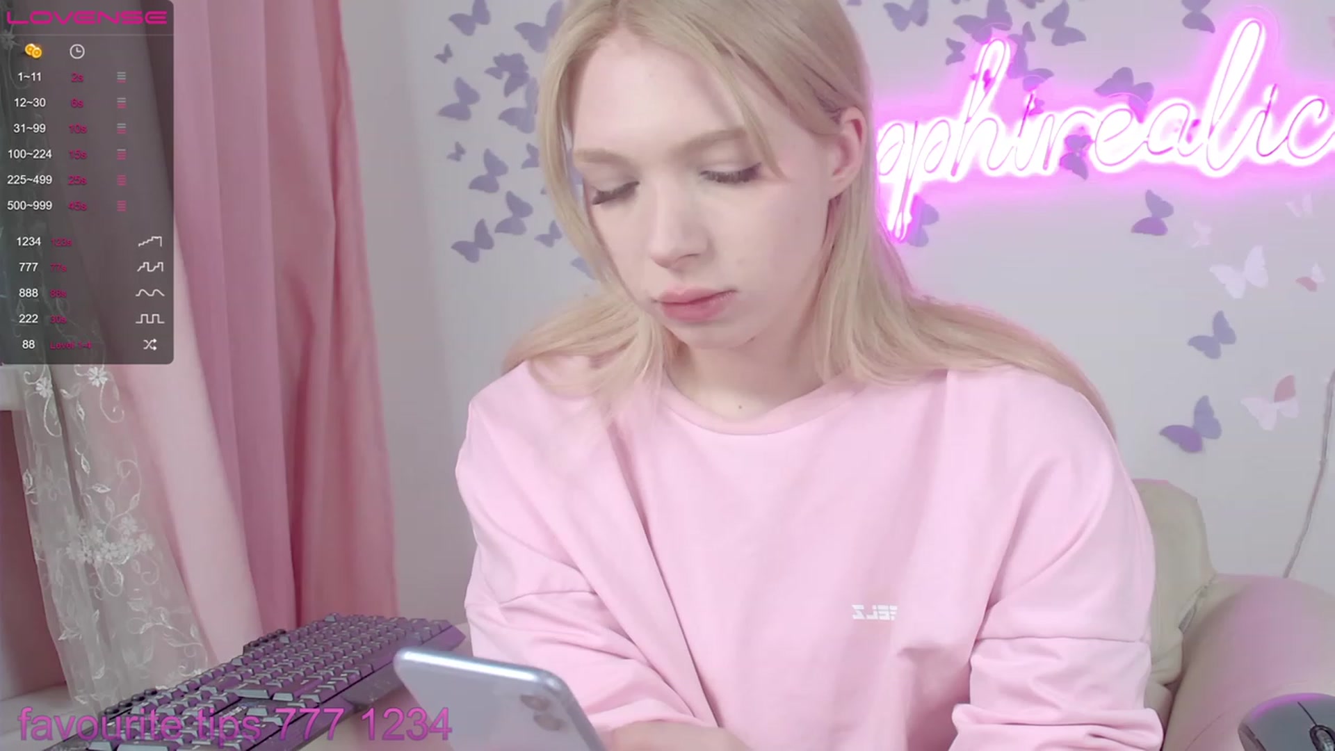 Gallery image thumbnail from Teentatalla's myfreecams stream on, 05/09/2023, 13:39 image 11 of 20