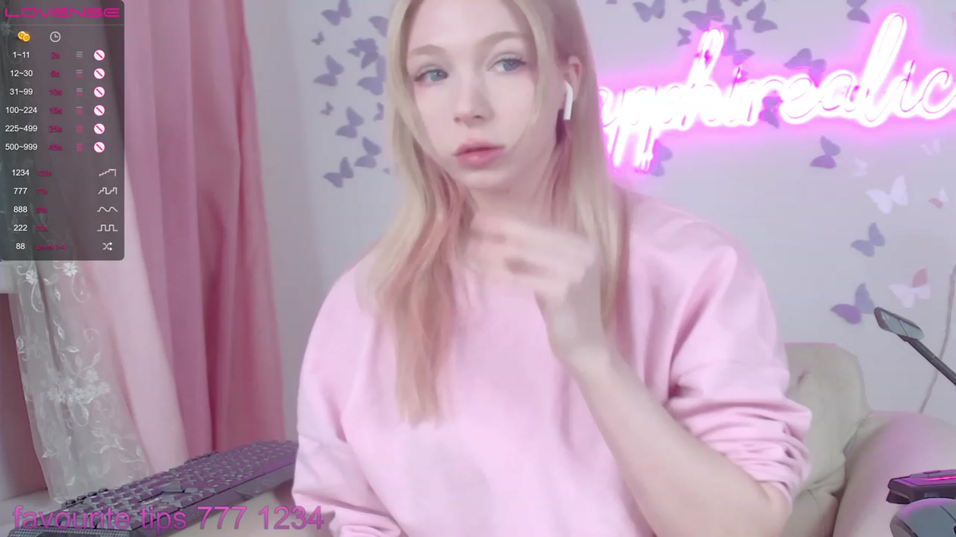 Gallery image thumbnail from Teentatalla's myfreecams stream on, 05/09/2023, 13:39 image 15 of 20