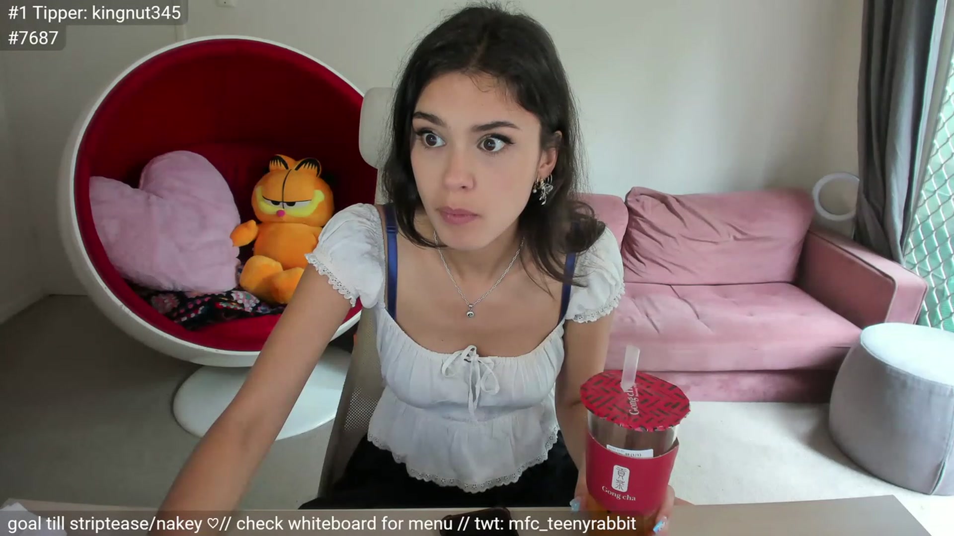 Gallery image thumbnail from TeenyRabbit's myfreecams stream on, 02/01/2023, 06:10 image 17 of 20