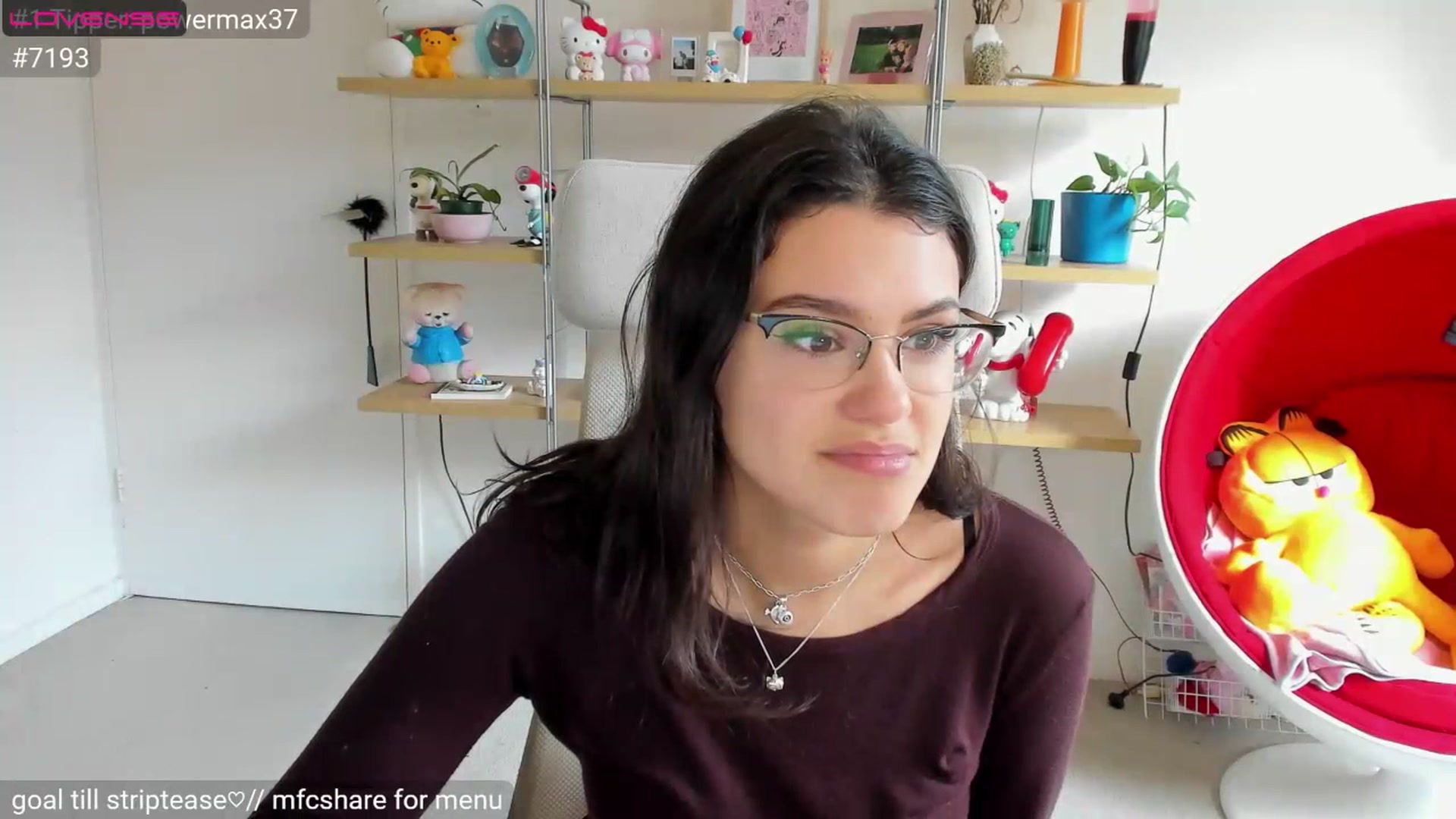 Gallery image thumbnail from TeenyRabbit's myfreecams stream on, 06/05/2023, 04:01 image 4 of 20