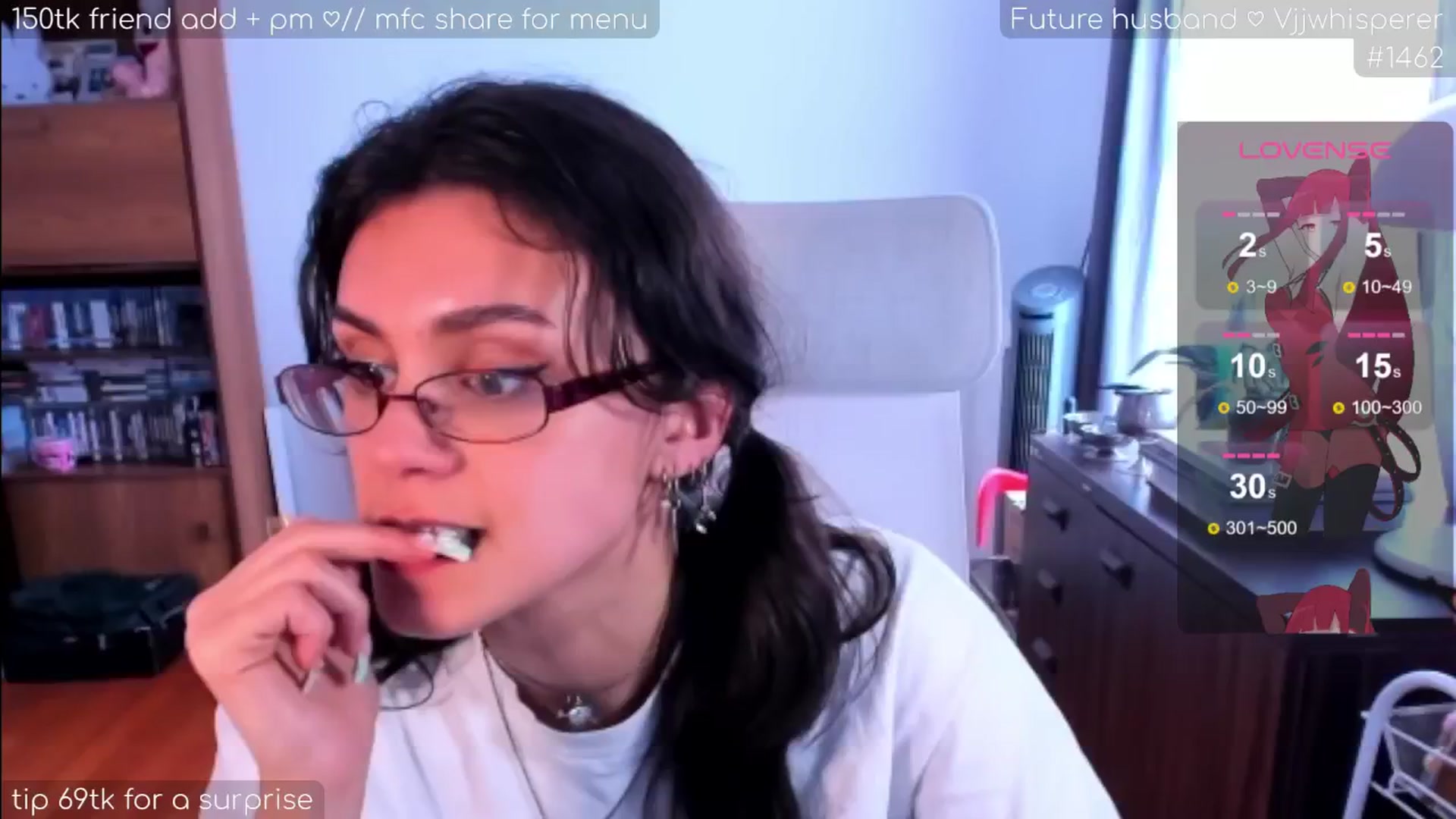 Gallery image thumbnail from TeenyRabbit's myfreecams stream on, 08/27/2024, 05:25 image 11 of 20