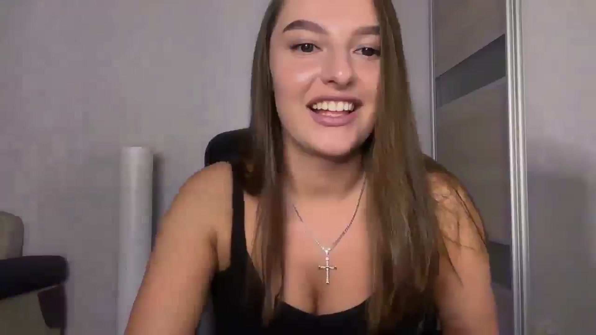 Gallery image thumbnail from Teiaa's myfreecams stream on, 08/17/2025, 14:15 image 3 of 20