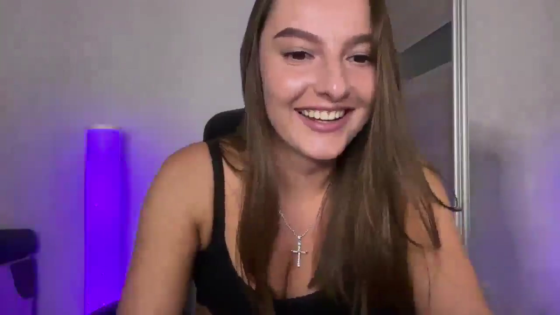 Gallery image thumbnail from Teiaa's myfreecams stream on, 08/17/2025, 14:15 image 15 of 20