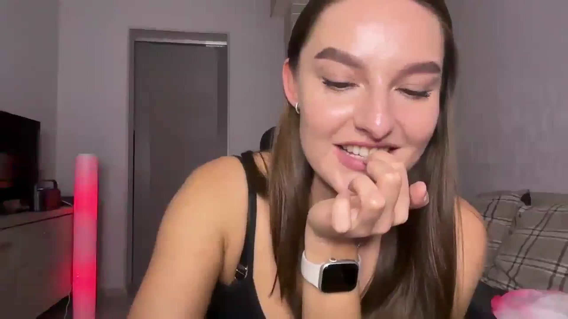 Gallery image thumbnail from Teiaa's myfreecams stream on, 10/11/2025, 15:04 image 17 of 20