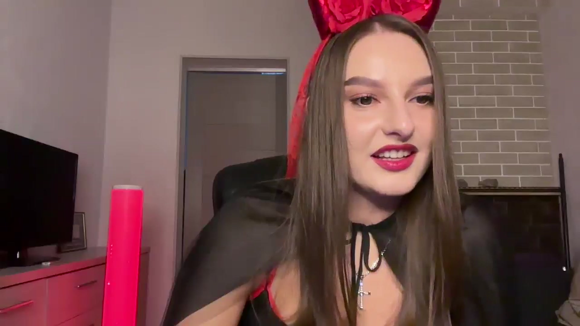 Gallery image thumbnail from Teiaa's myfreecams stream on, 10/31/2025, 14:25 image 5 of 20