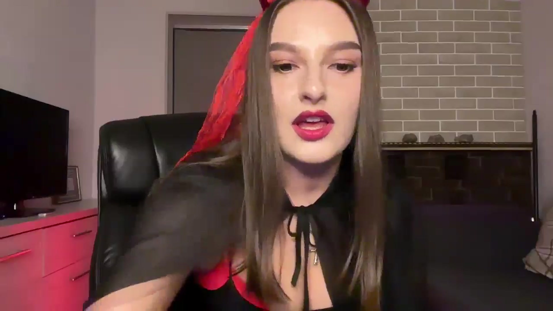 Gallery image thumbnail from Teiaa's myfreecams stream on, 10/31/2025, 15:35 image 5 of 20