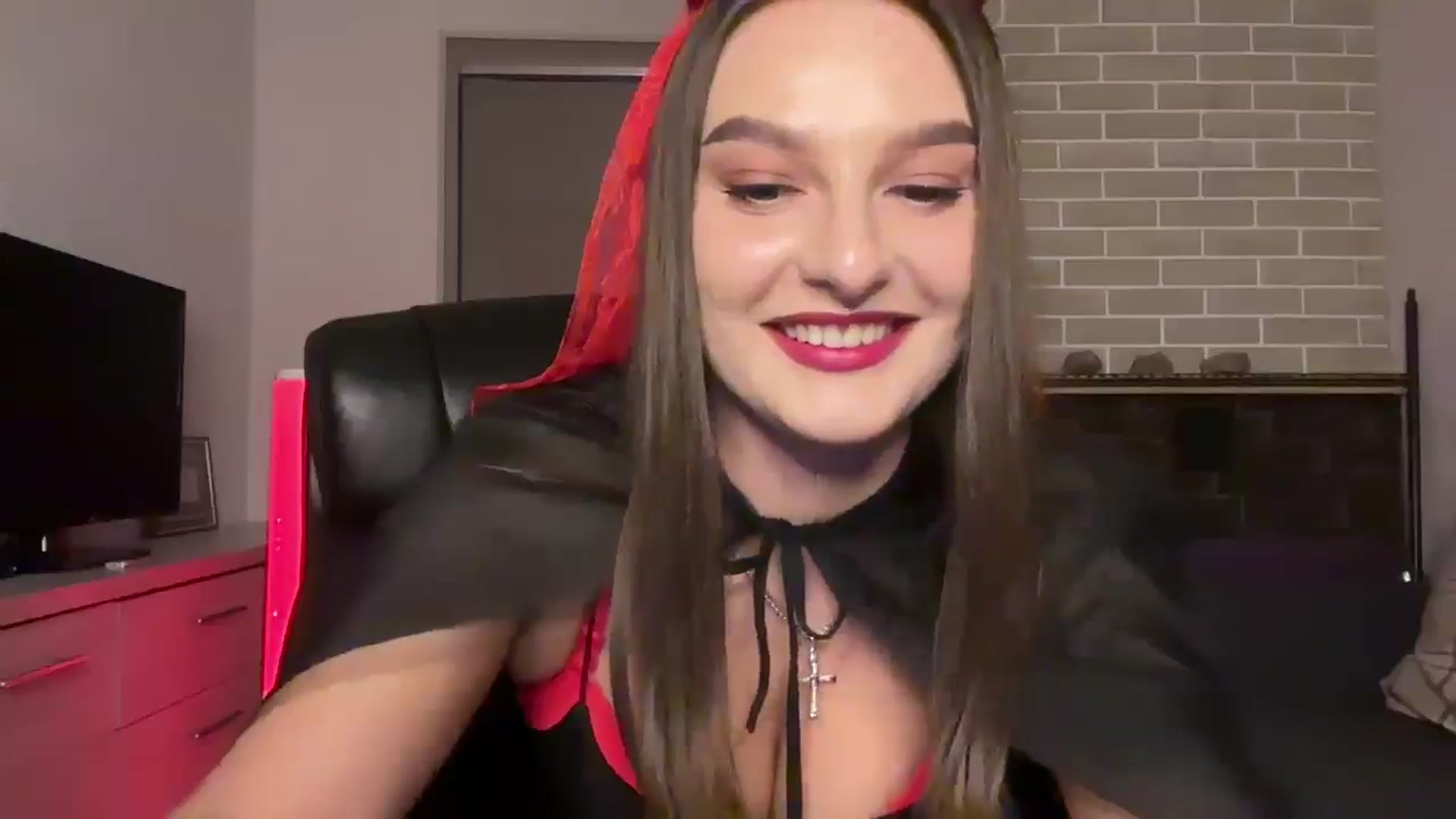 Gallery image thumbnail from Teiaa's myfreecams stream on, 10/31/2025, 15:35 image 8 of 20