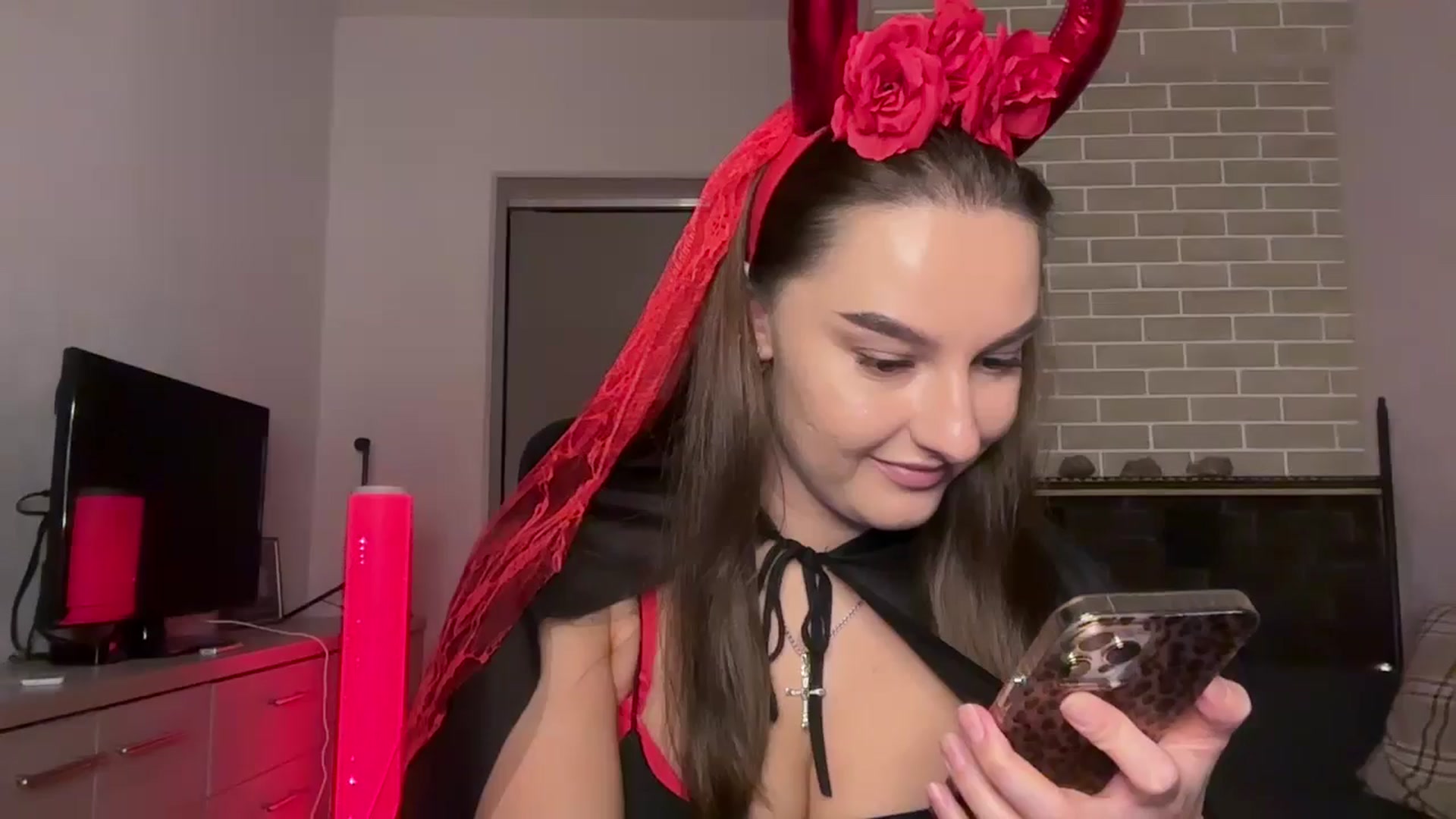 Gallery image thumbnail from Teiaa's myfreecams stream on, 11/01/2025, 16:22 image 5 of 20