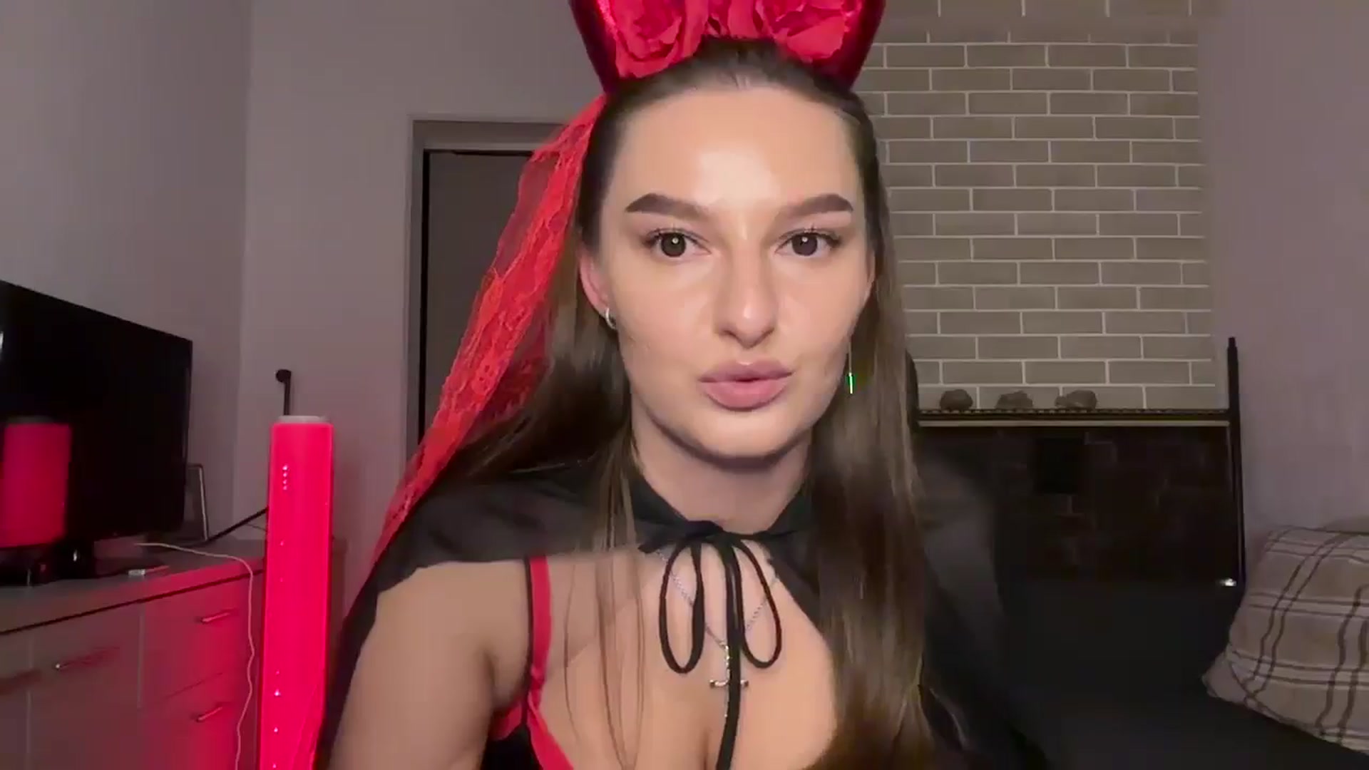 Gallery image thumbnail from Teiaa's myfreecams stream on, 11/01/2025, 17:31 image 9 of 20