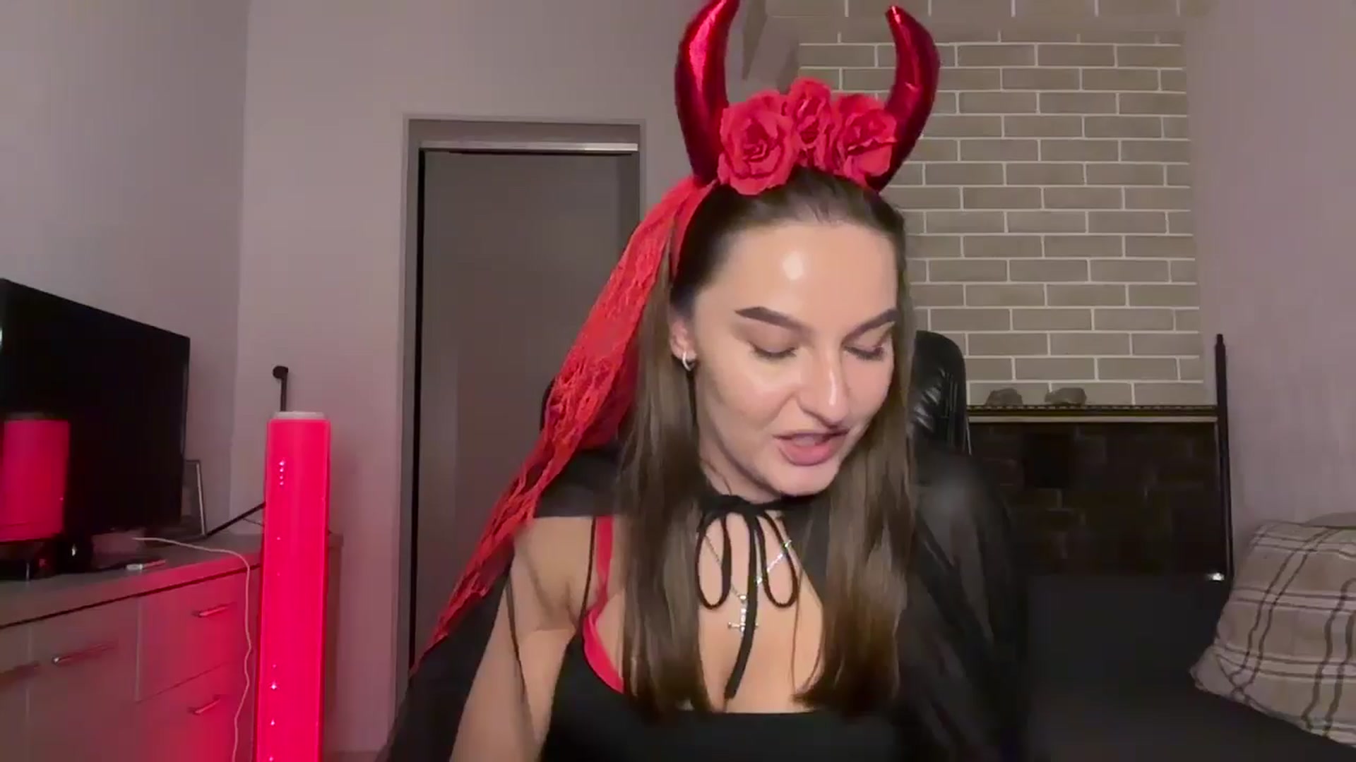 Gallery image thumbnail from Teiaa's myfreecams stream on, 11/01/2025, 17:31 image 15 of 20