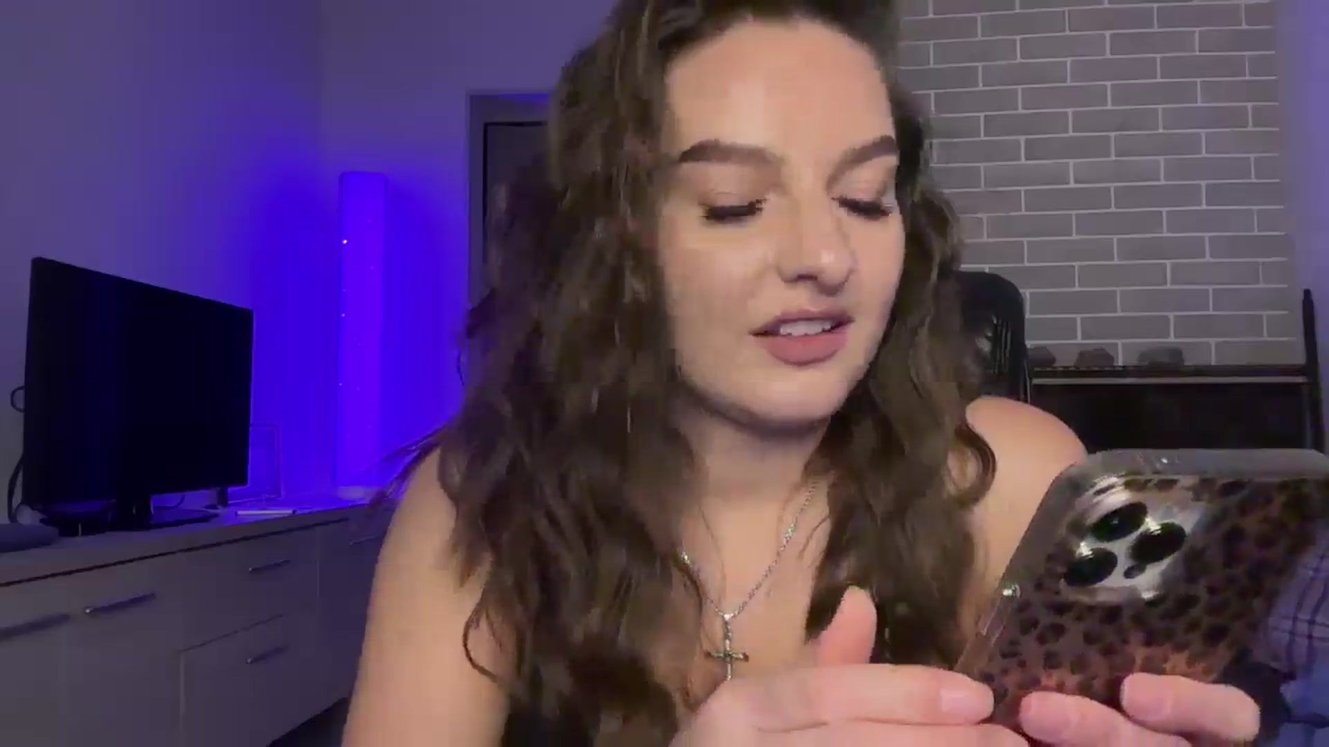 Gallery image thumbnail from Teiaa's myfreecams stream on, 11/18/2025, 15:50 image 15 of 20