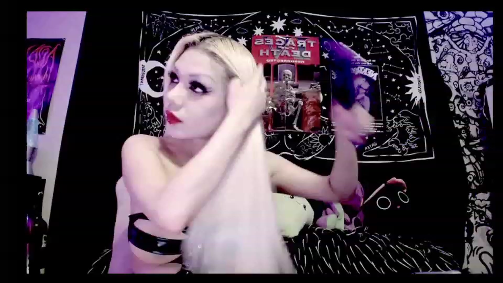 Gallery image thumbnail from TeknoWhore's myfreecams stream on, 12/07/2022, 18:07 image 12 of 20
