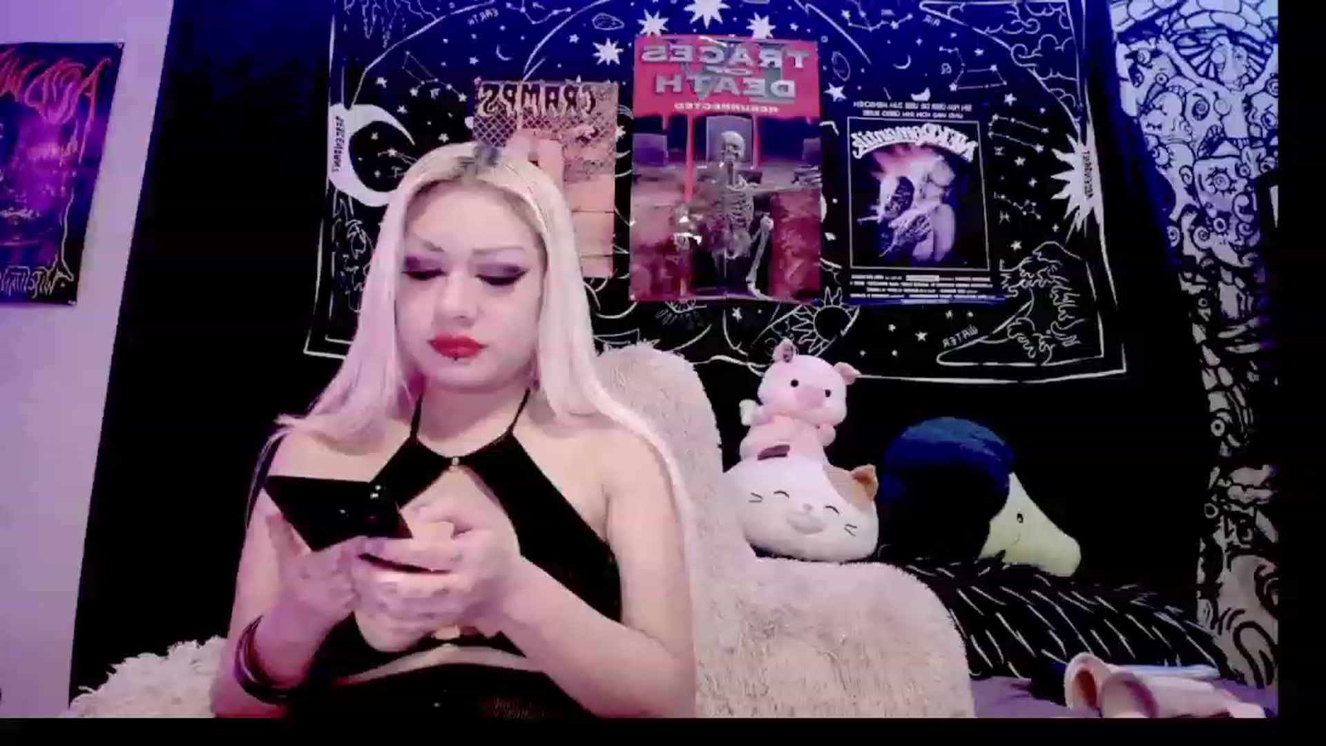 Gallery image thumbnail from TeknoWhore's myfreecams stream on, 02/06/2023, 15:49 image 18 of 20