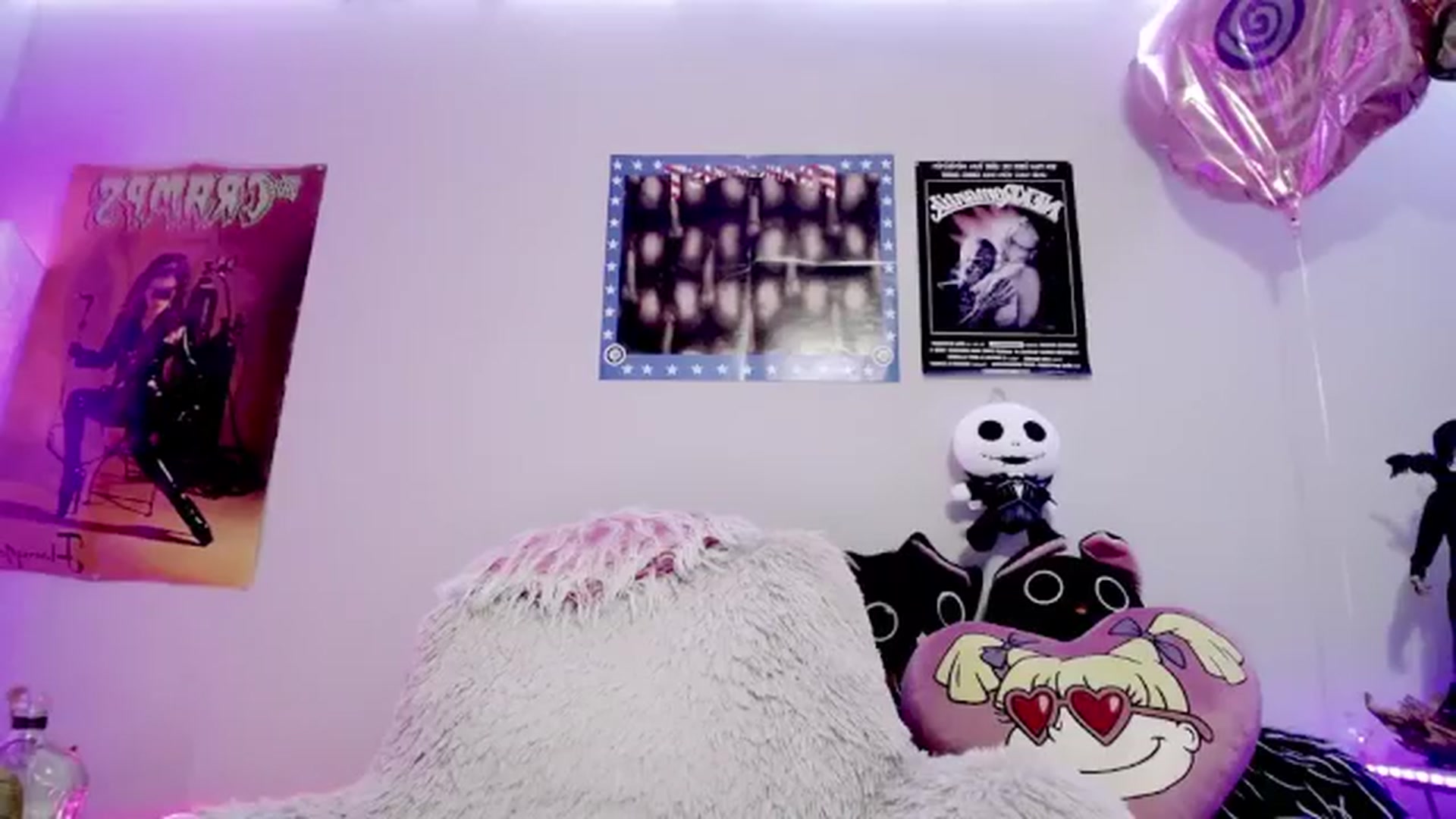 Gallery image thumbnail from TeknoWhore's myfreecams stream on, 03/26/2024, 23:36 image 11 of 20