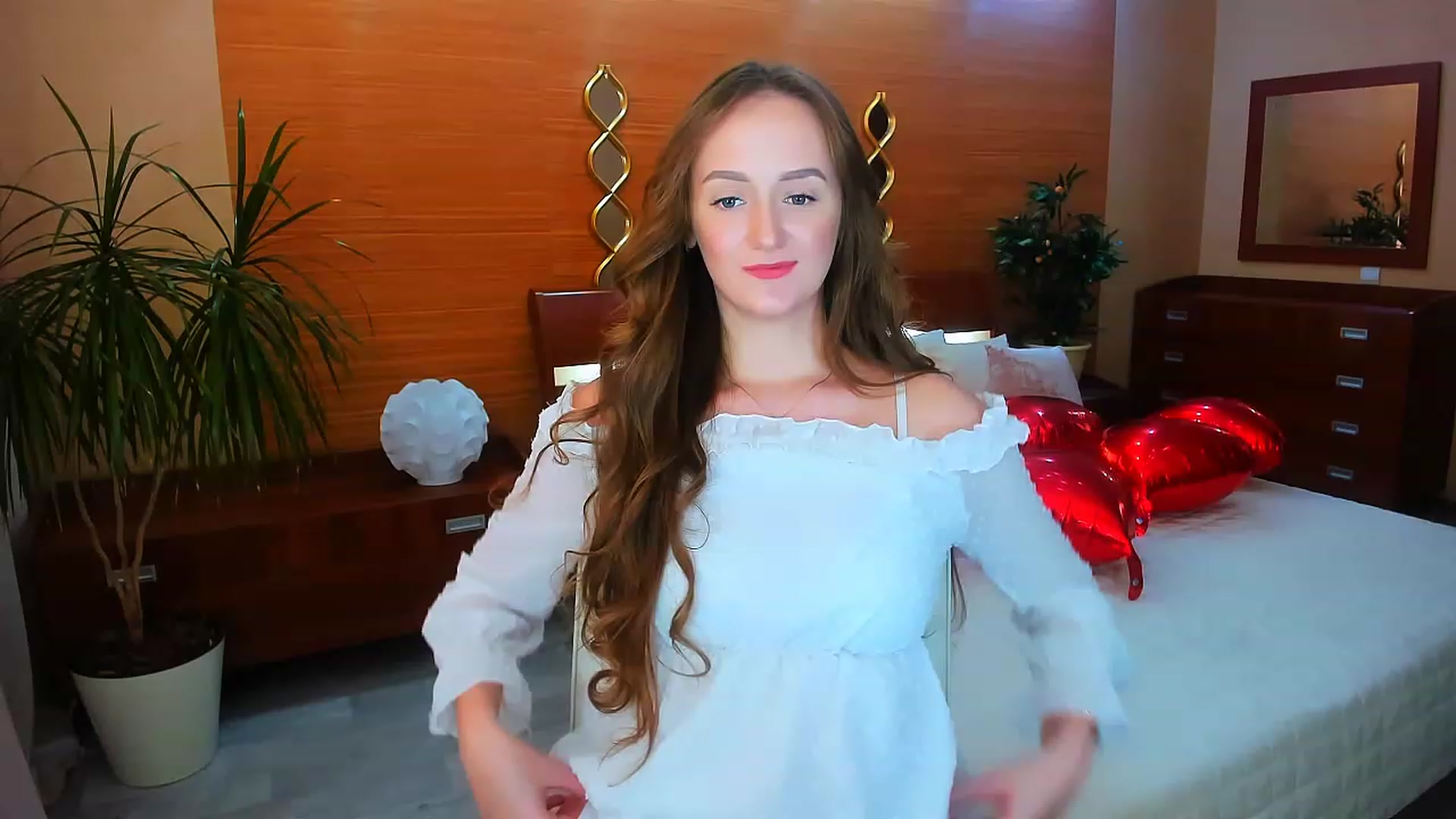 Gallery image thumbnail from TellMe_Yes's myfreecams stream on, 04/20/2023, 08:32 image 4 of 20