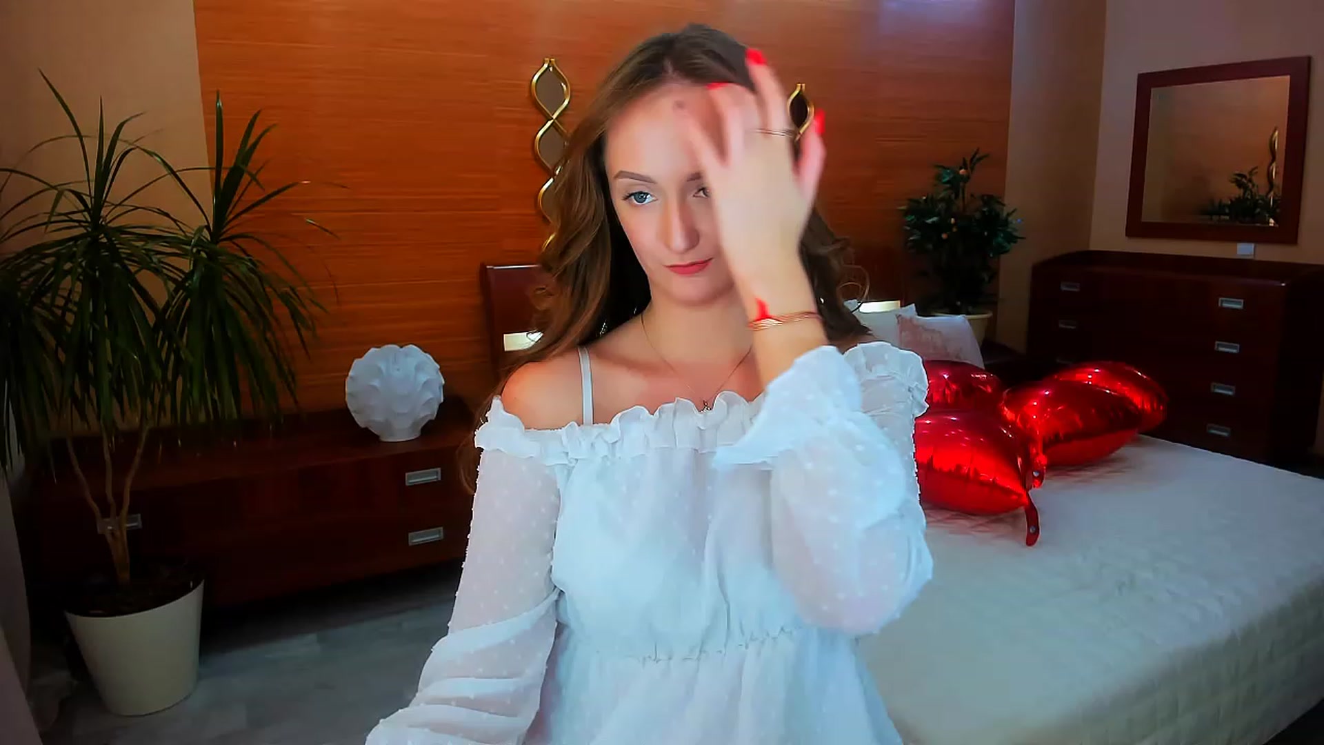 Gallery image thumbnail from TellMe_Yes's myfreecams stream on, 04/20/2023, 08:32 image 1 of 20