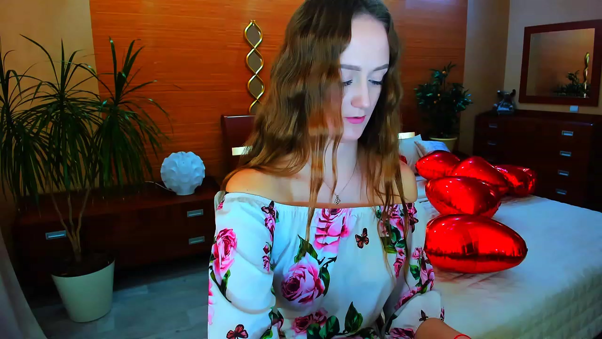 Gallery image thumbnail from TellMe_Yes's myfreecams stream on, 04/25/2023, 13:45 image 5 of 20