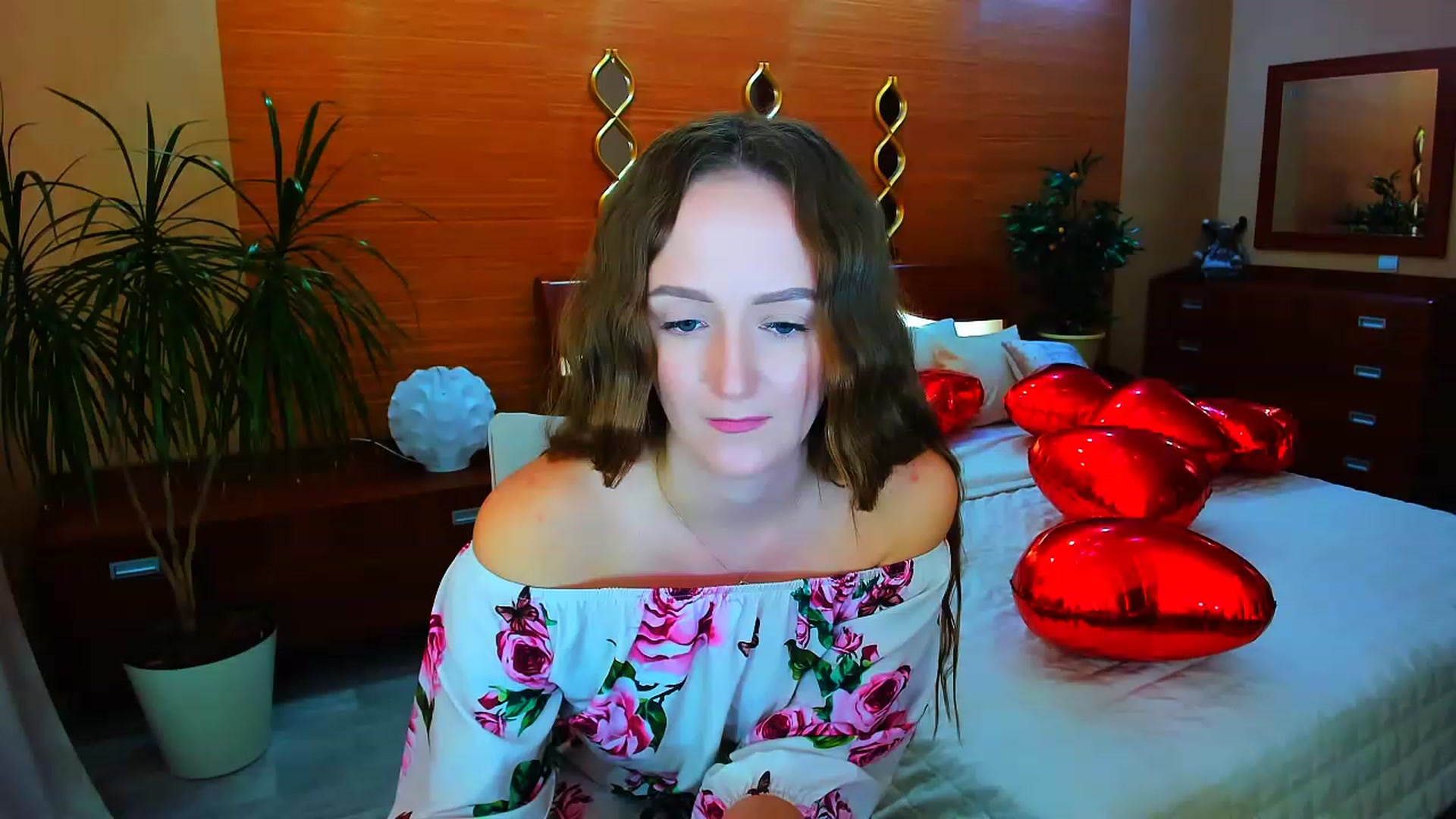 Gallery image thumbnail from TellMe_Yes's myfreecams stream on, 04/25/2023, 13:45 image 14 of 20