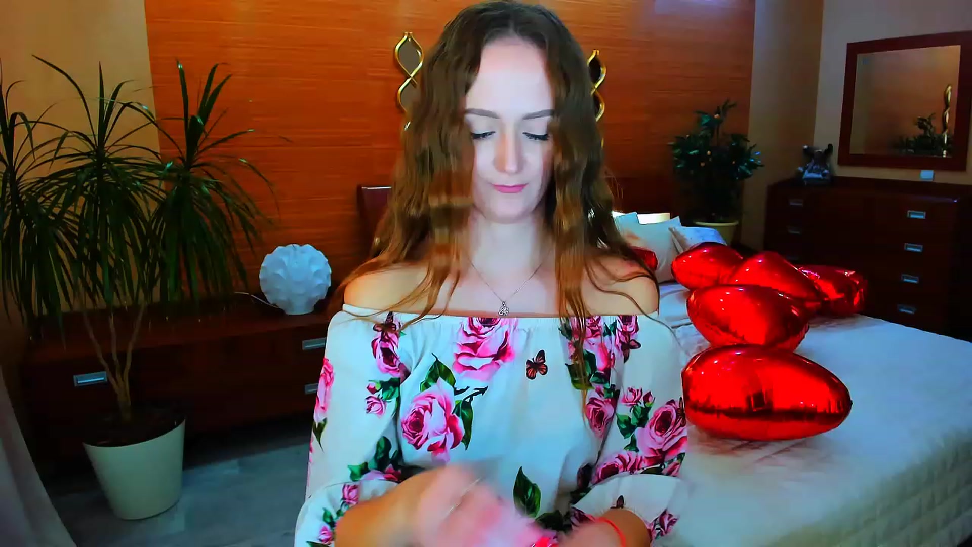 Gallery image thumbnail from TellMe_Yes's myfreecams stream on, 04/25/2023, 13:45 image 7 of 20