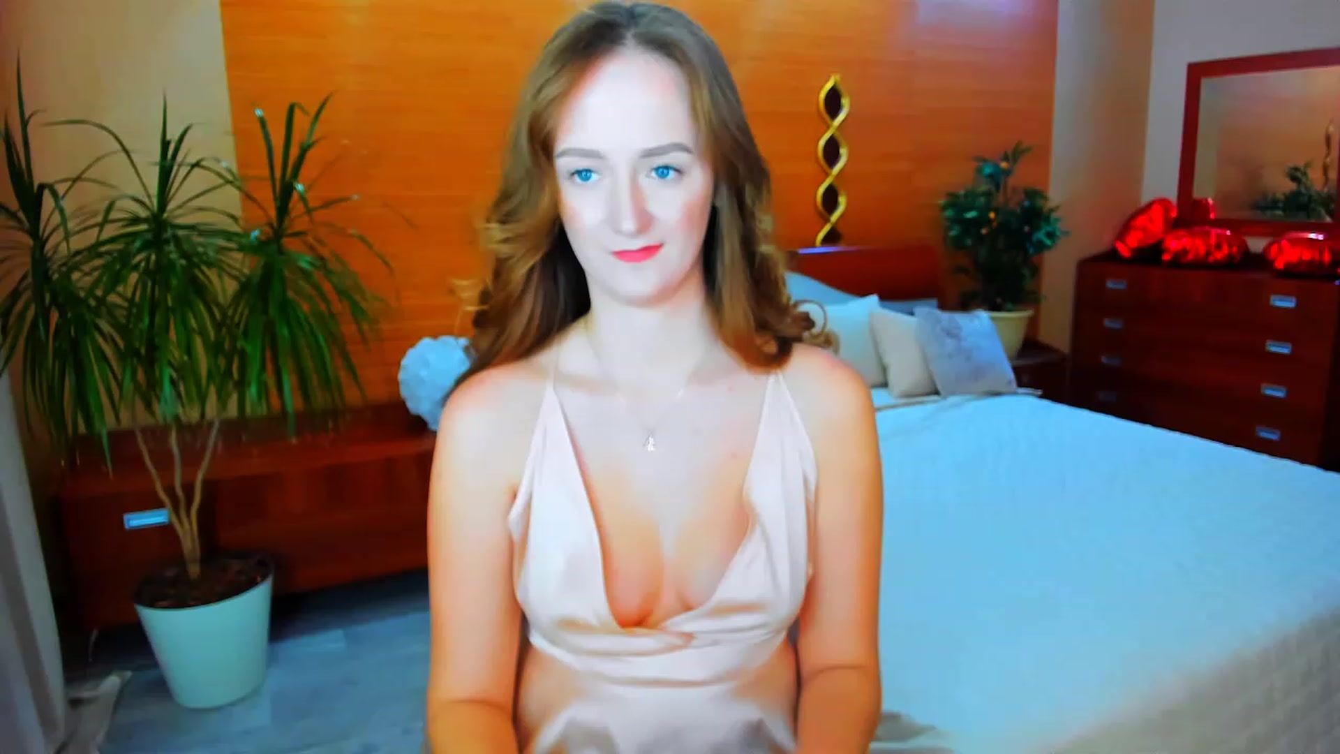 Gallery image thumbnail from TellMe_Yes's myfreecams stream on, 05/04/2023, 01:29 image 5 of 20