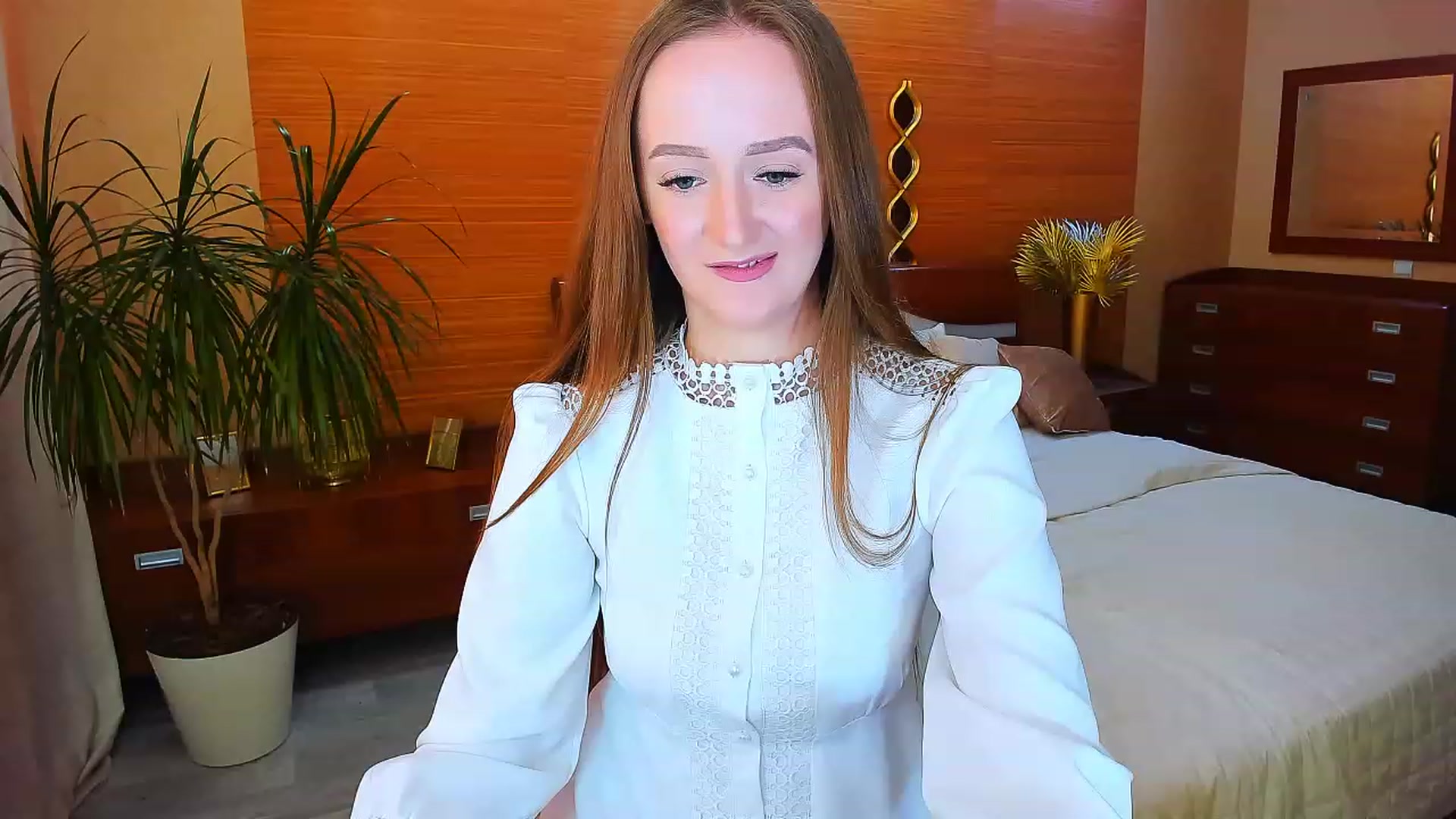 Gallery image thumbnail from TellMe_Yes's myfreecams stream on, 05/19/2023, 07:41 image 20 of 20