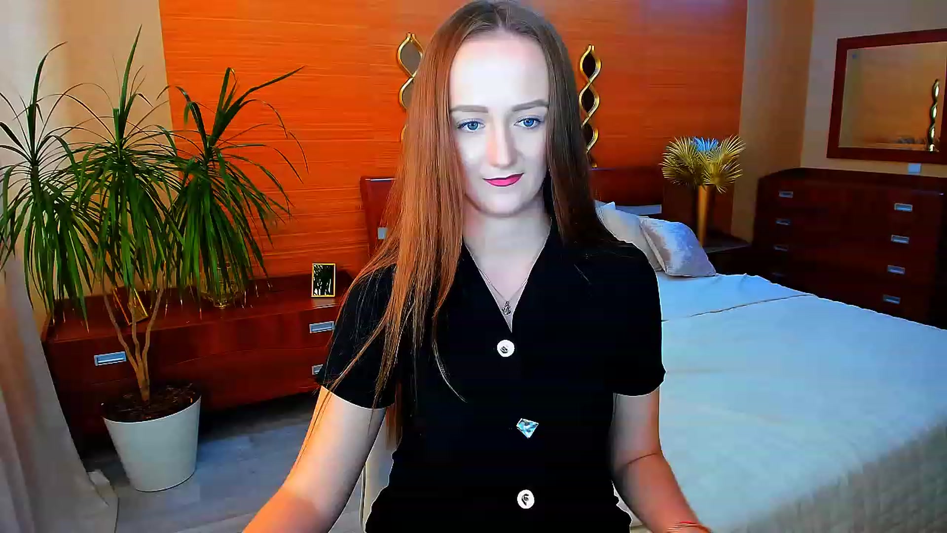 Gallery image thumbnail from TellMe_Yes's myfreecams stream on, 06/02/2023, 08:03 image 3 of 20