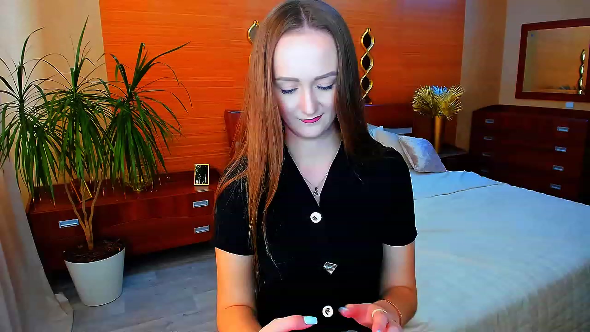 Gallery image thumbnail from TellMe_Yes's myfreecams stream on, 06/02/2023, 08:03 image 4 of 20