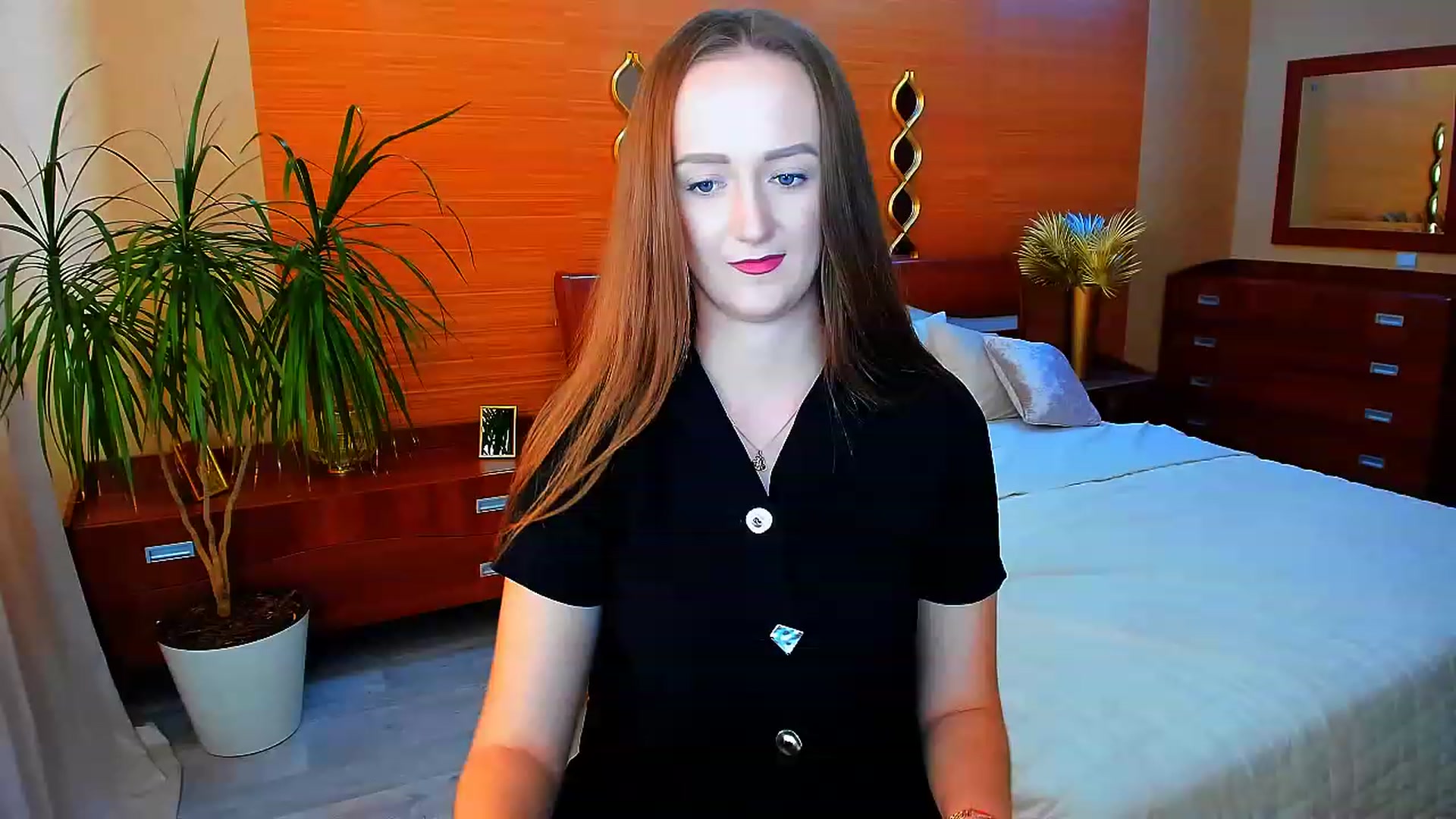 Gallery image thumbnail from TellMe_Yes's myfreecams stream on, 06/02/2023, 08:03 image 19 of 20