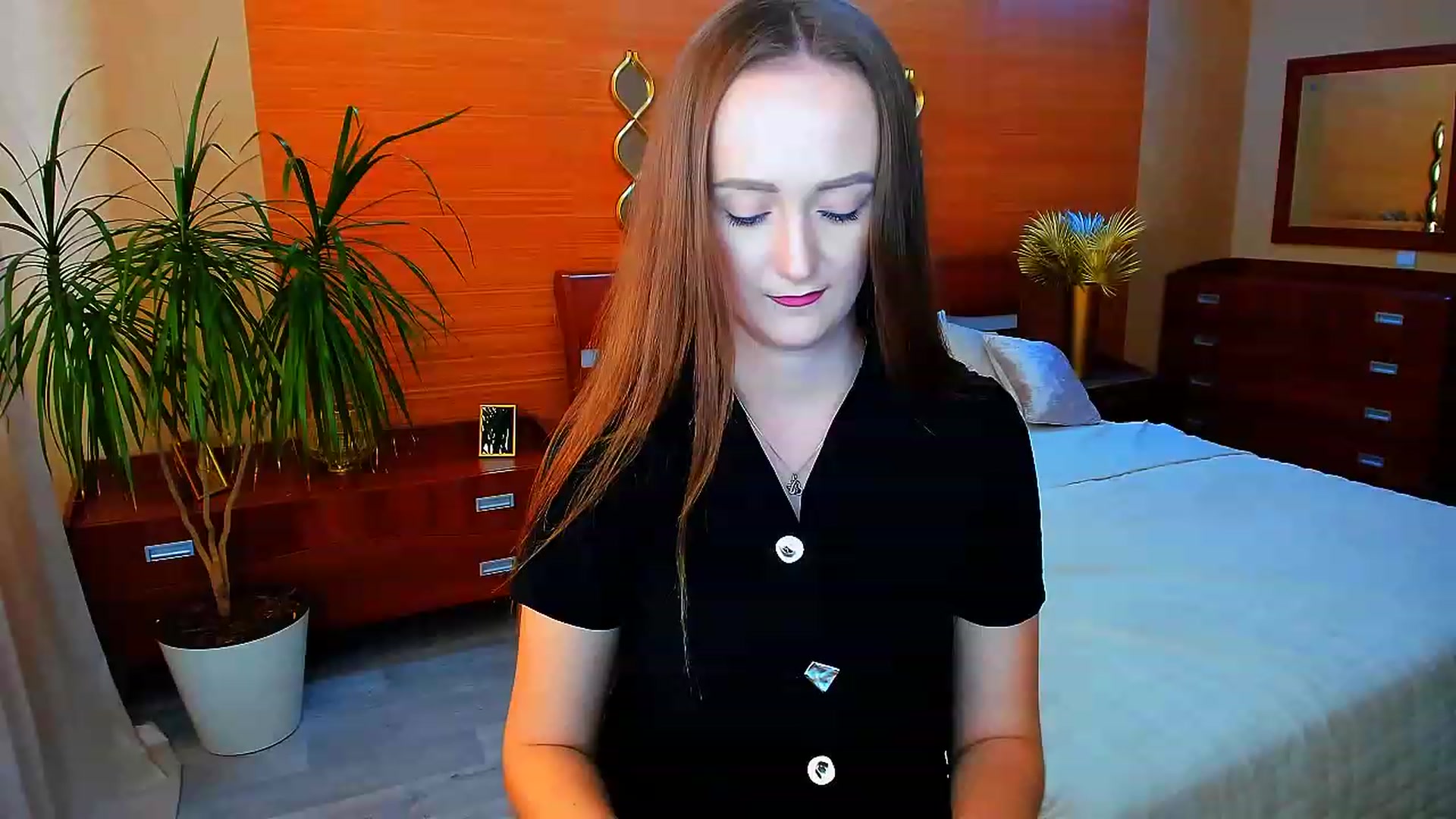 Gallery image thumbnail from TellMe_Yes's myfreecams stream on, 06/02/2023, 08:03 image 2 of 20