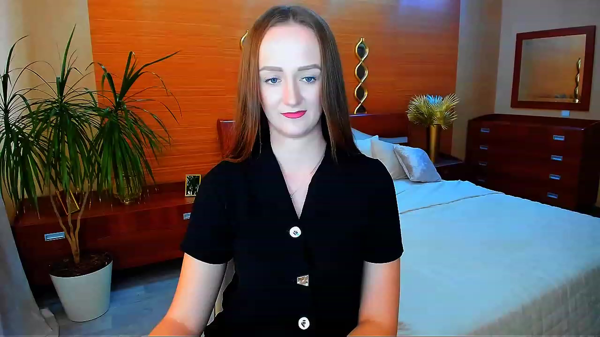 Gallery image thumbnail from TellMe_Yes's myfreecams stream on, 06/02/2023, 10:31 image 18 of 20